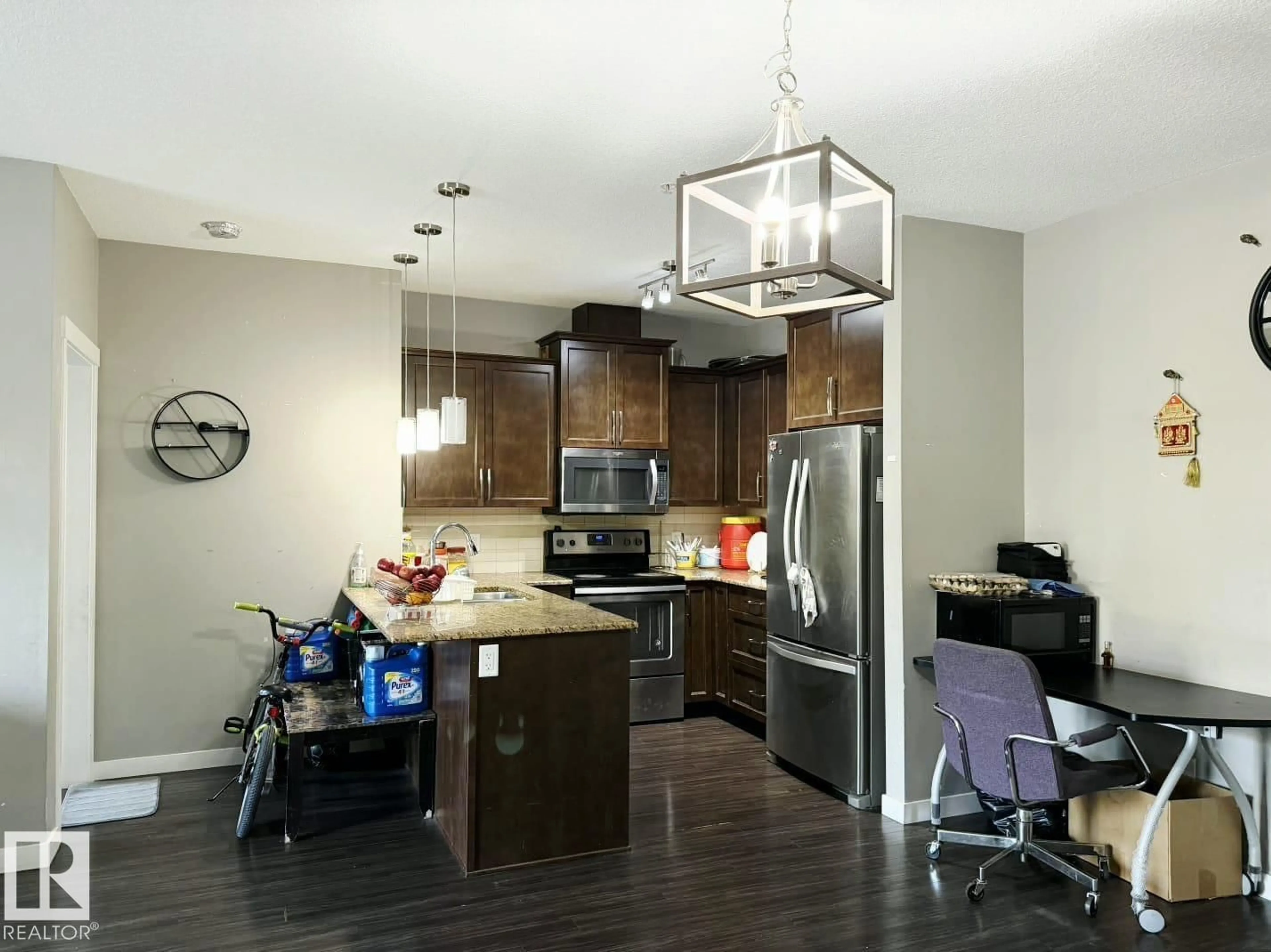 Open concept kitchen, unknown for 812 - 103 WELSH DR, Edmonton Alberta T6X1Y7
