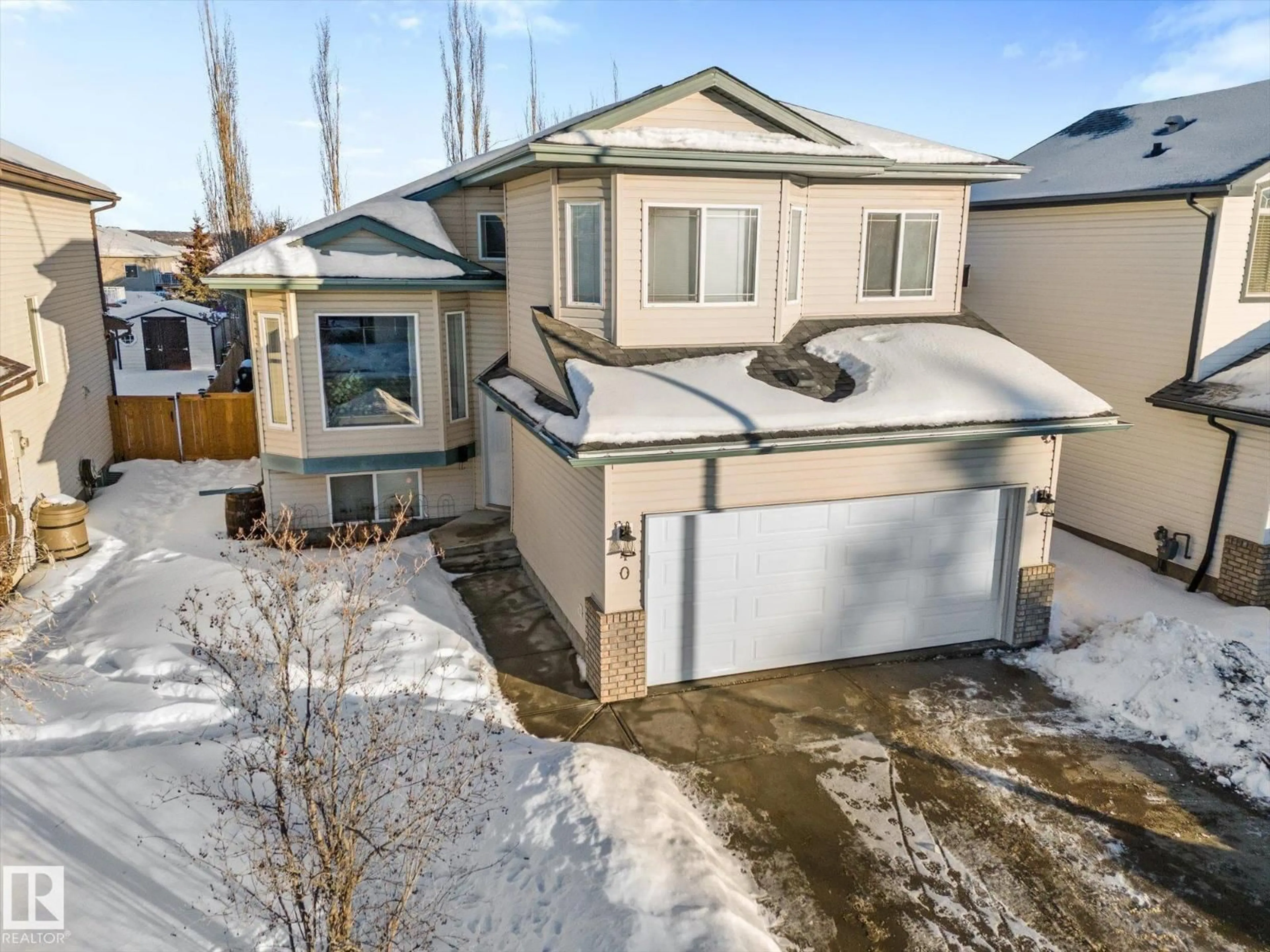 A pic from outside/outdoor area/front of a property/back of a property/a pic from drone, street for 40 DEER PARK BV, Spruce Grove Alberta T7X3J6