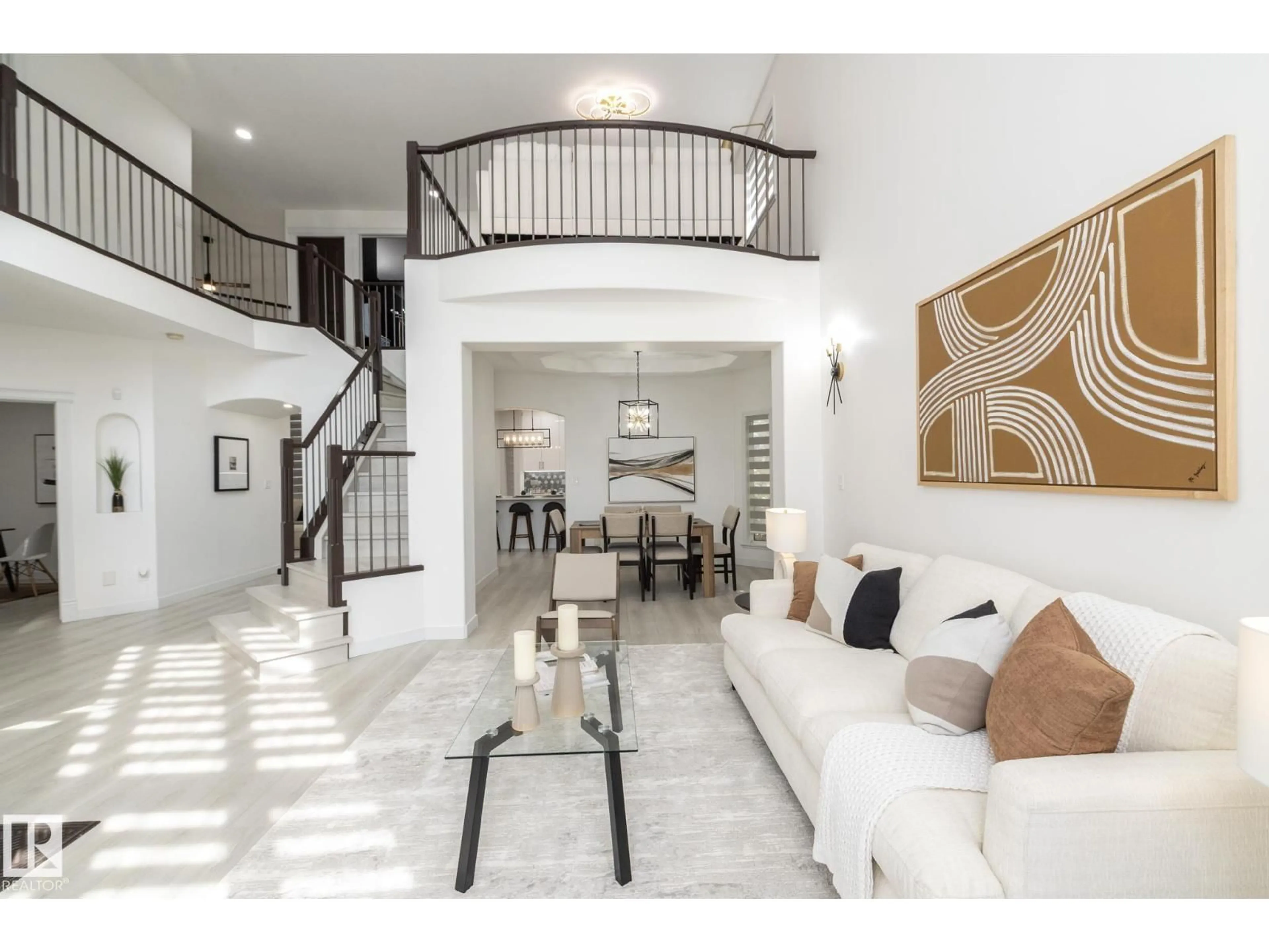 Unknown for 926 THOMPSON PL, Edmonton Alberta T6R3K4