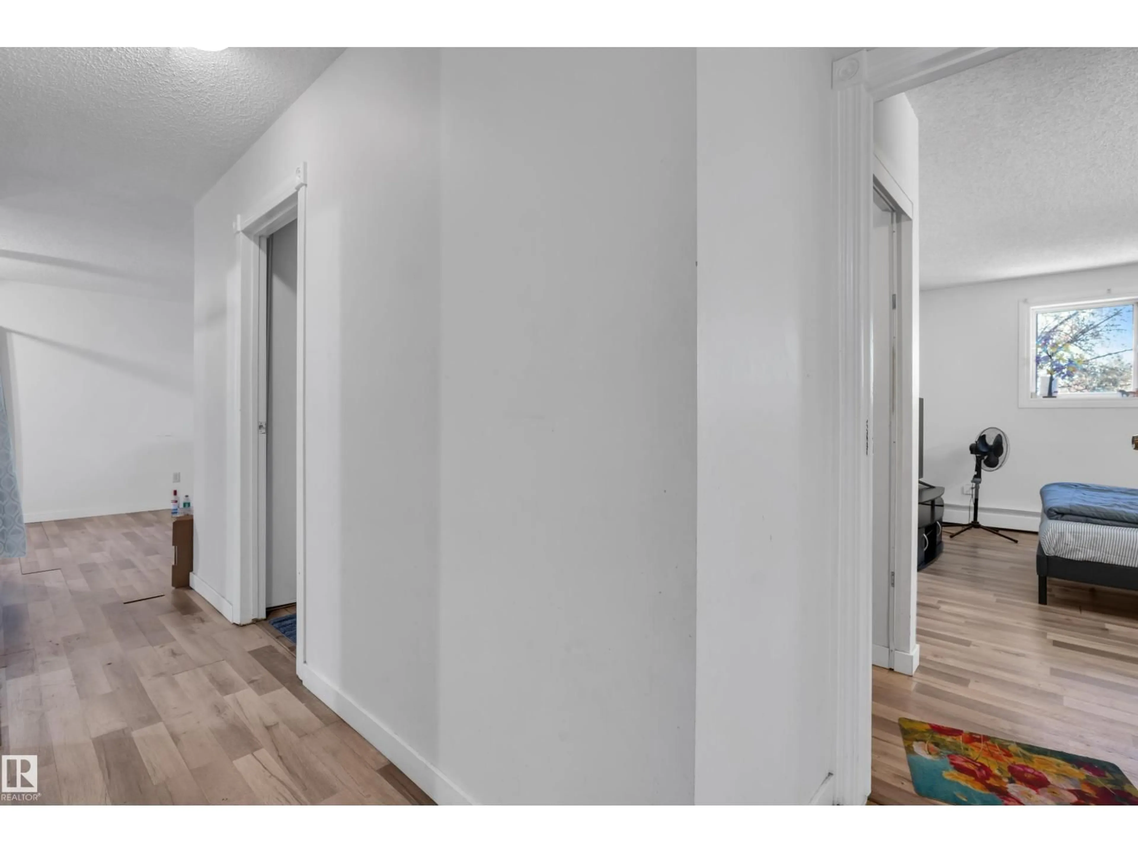 Unknown for #302 - 1620 48 ST, Edmonton Alberta T6L5P1