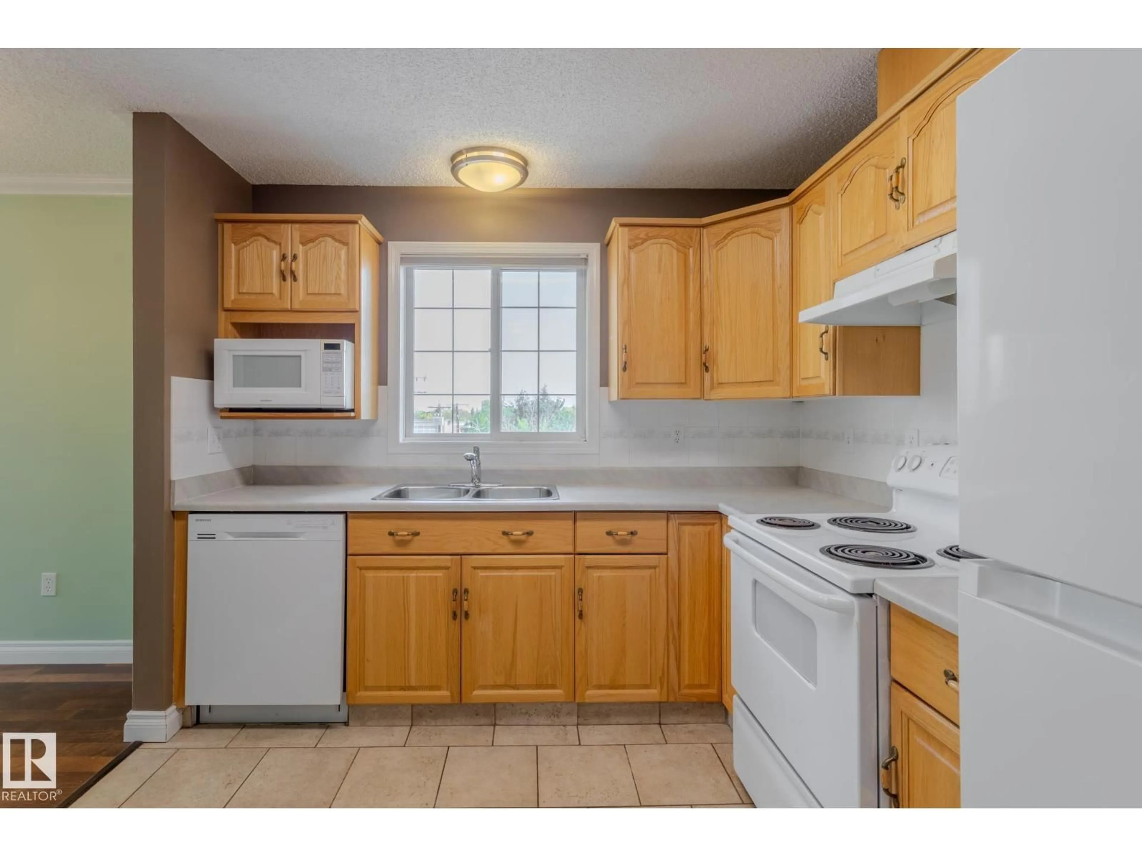 Standard kitchen, unknown for #305 - 13450 114 AV, Edmonton Alberta T5M4C4