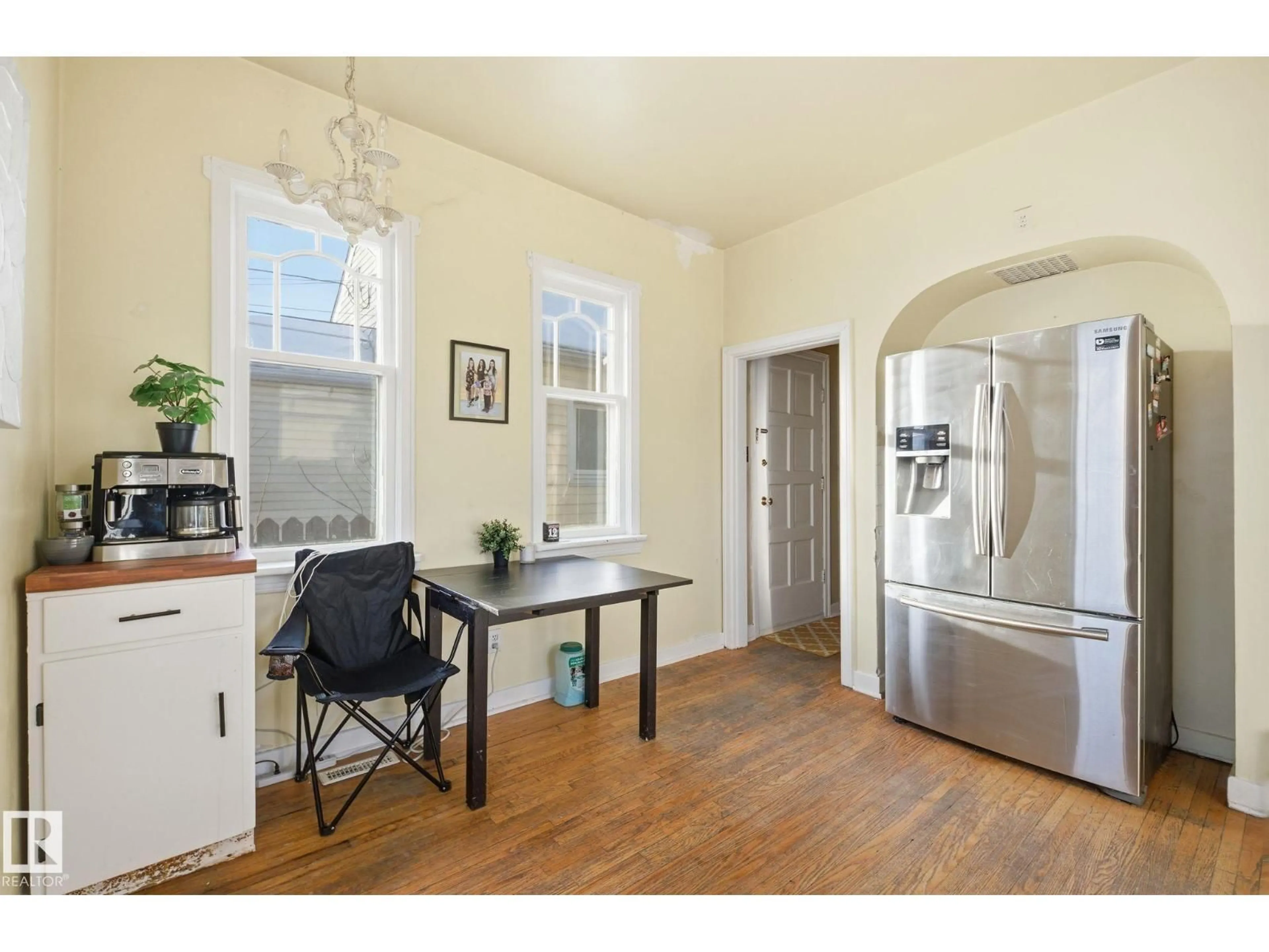 Unknown for NW - 11515 101 ST, Edmonton Alberta T5G2B2