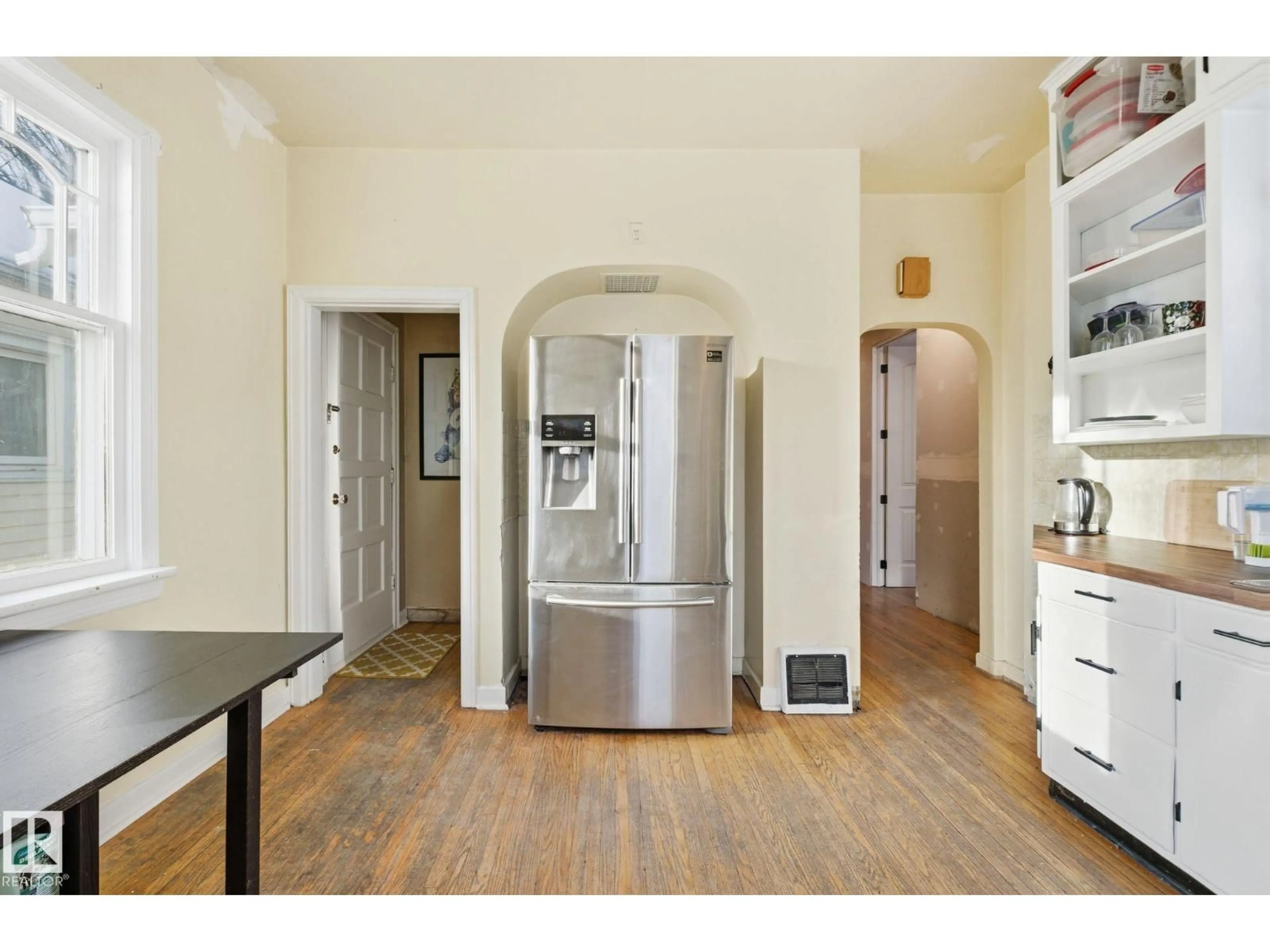 Unknown for NW - 11515 101 ST, Edmonton Alberta T5G2B2