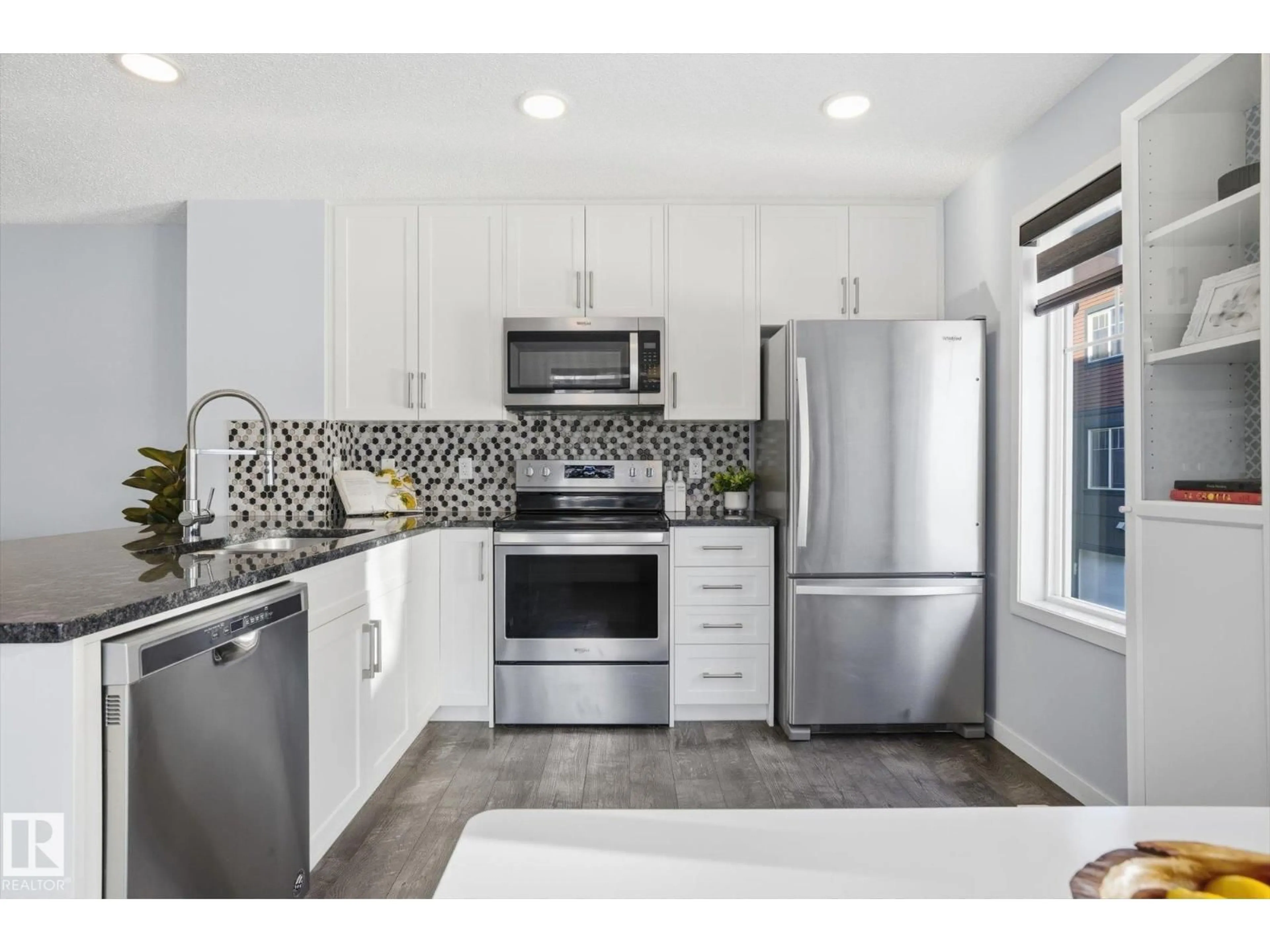 Unknown for #111 - 3305 ORCHARDS LI, Edmonton Alberta T6X2H1