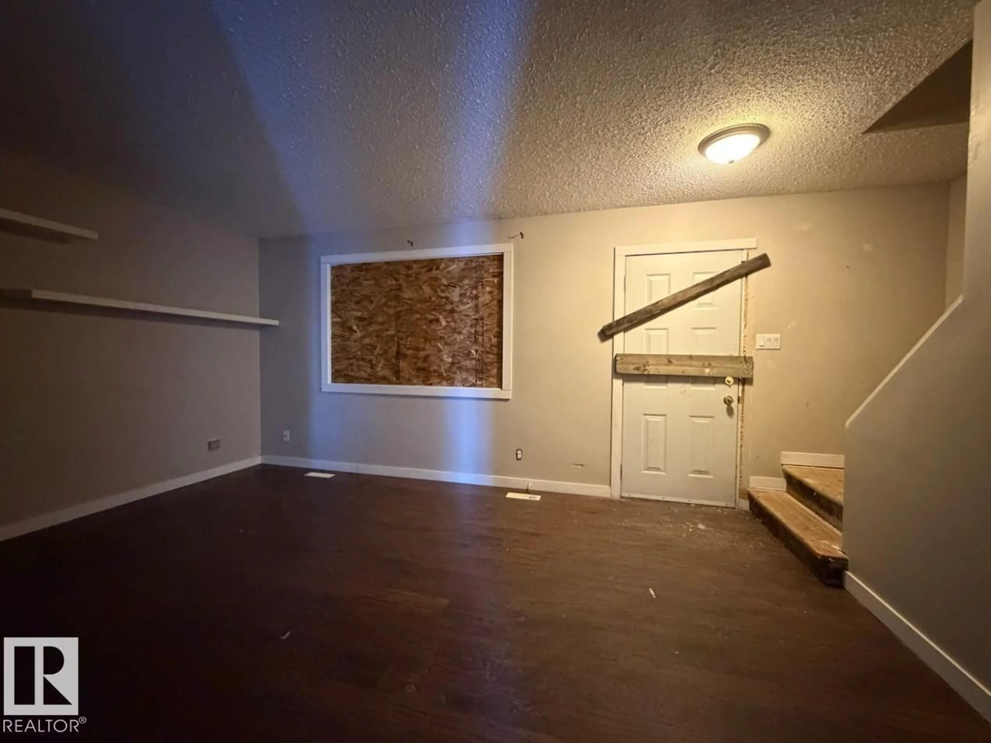 A pic of a room for 1925 73 ST, Edmonton Alberta T6K2B6