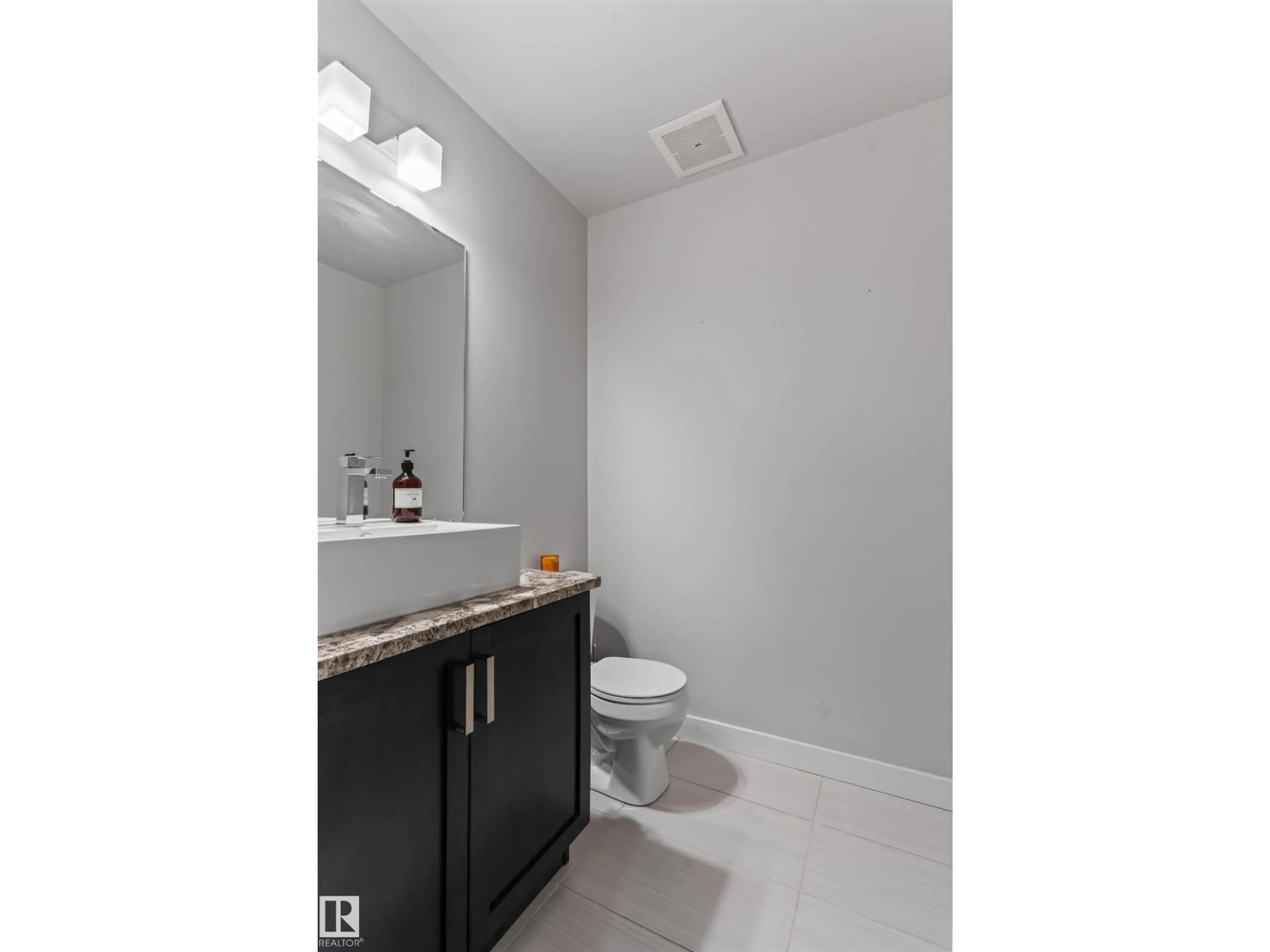Standard bathroom, unknown for 10238 - 1107 103 ST NW, Edmonton Alberta T5J0G6