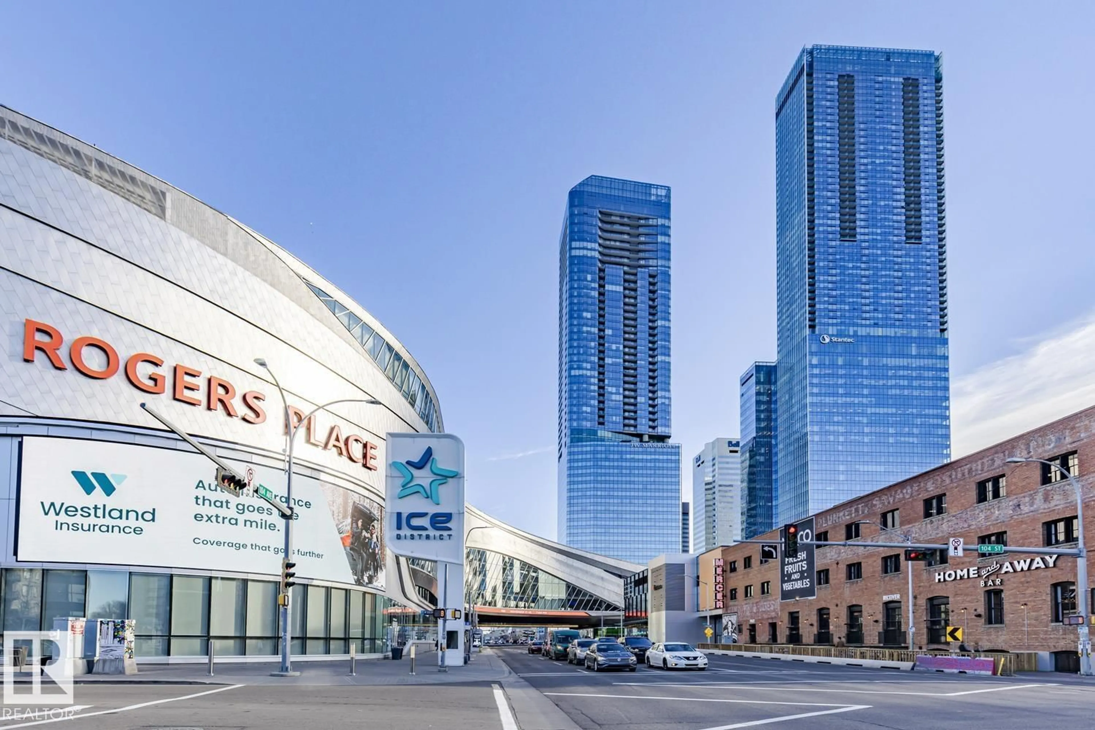 Indoor foyer for 4804 10360 102 ST NW, Edmonton Alberta T5J0K6