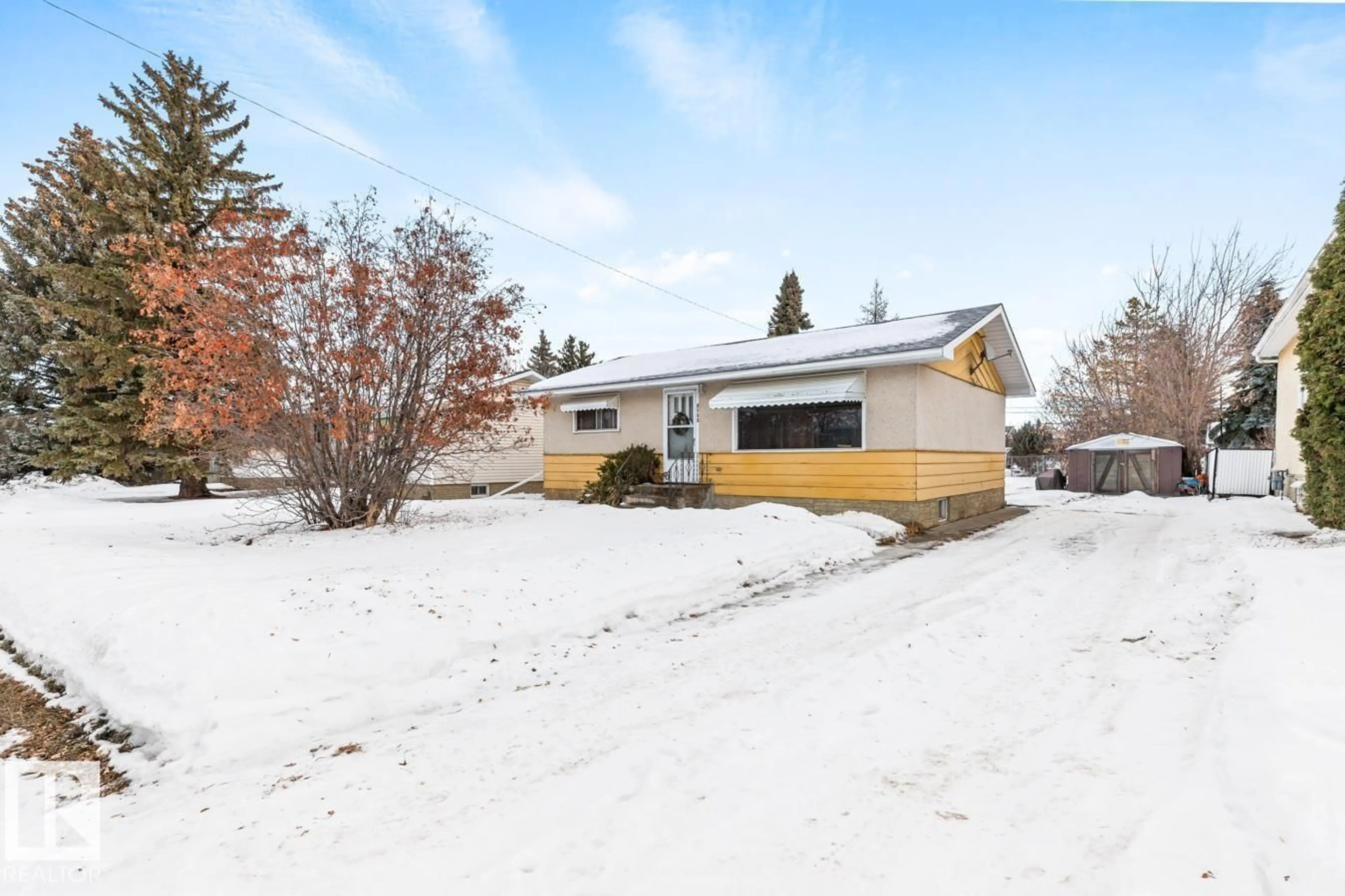 Unknown for 5713 55 ST, Vegreville Alberta T9C1J6