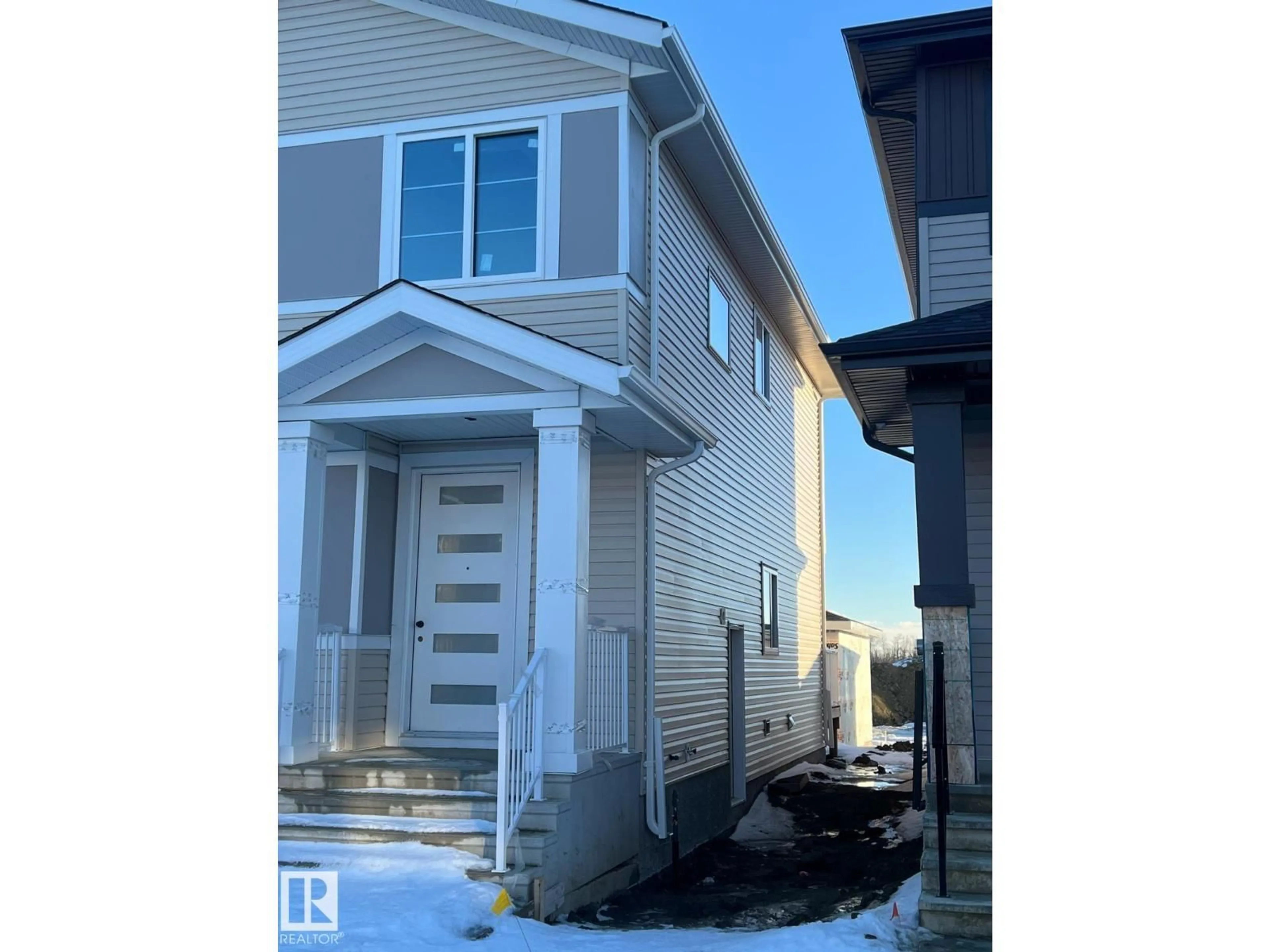 Home with vinyl exterior material, street for 332 ROBERTS WD, Leduc Alberta T9E1P9