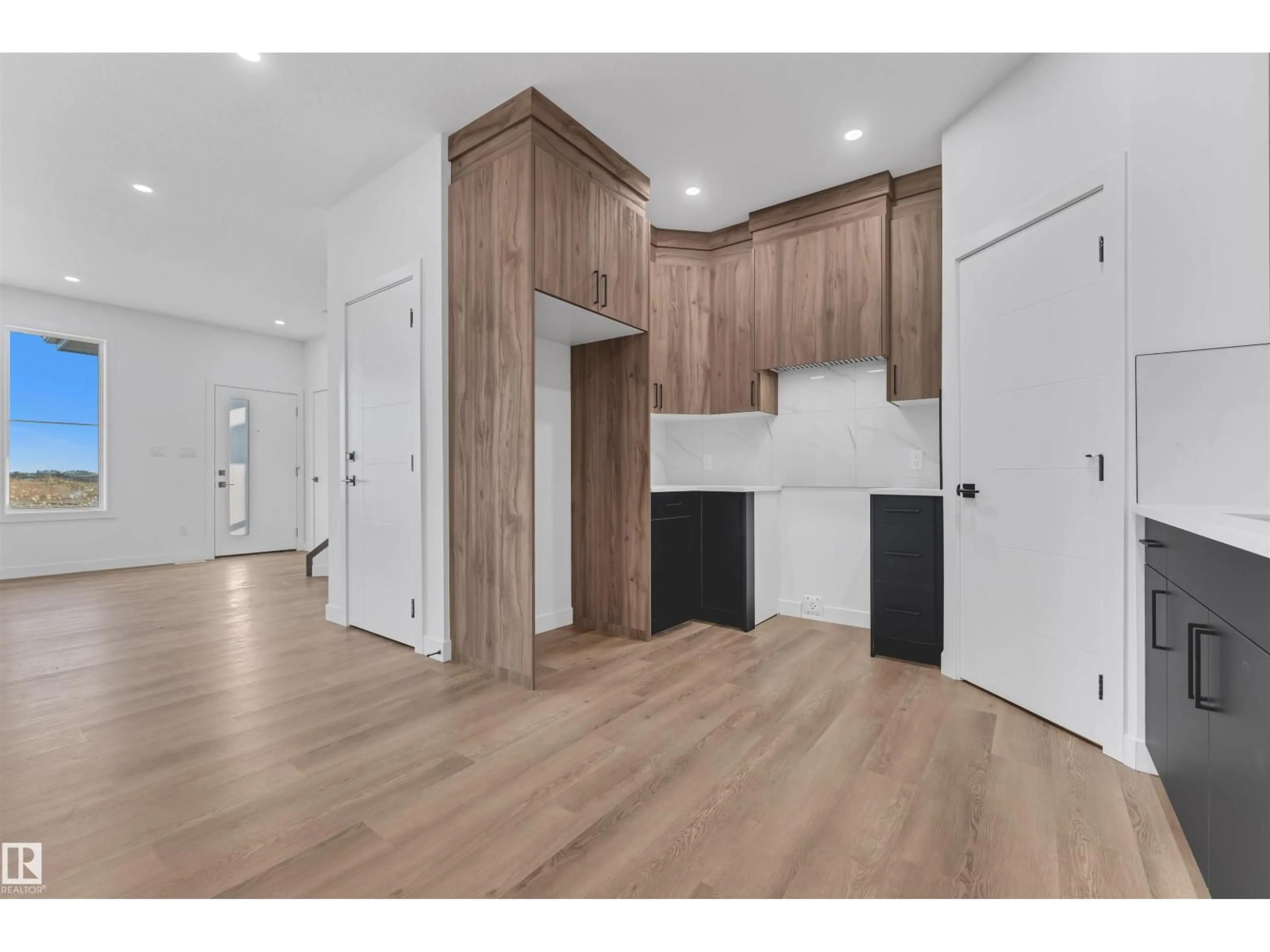 Unknown for 3618 39 AV, Beaumont Alberta T4X3H2