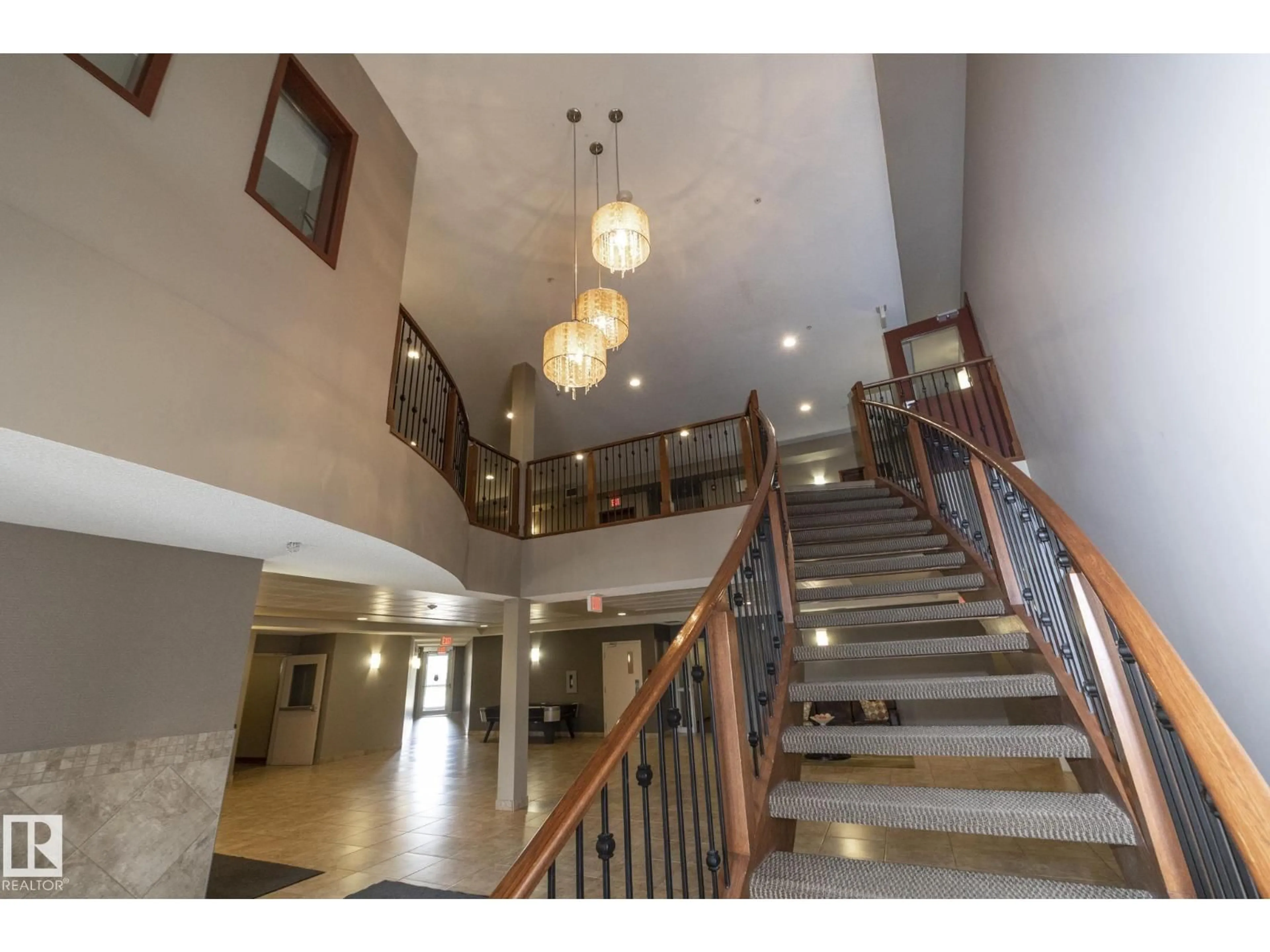 Indoor foyer for #416 - 263 MACEWAN RD, Edmonton Alberta T6W0C4