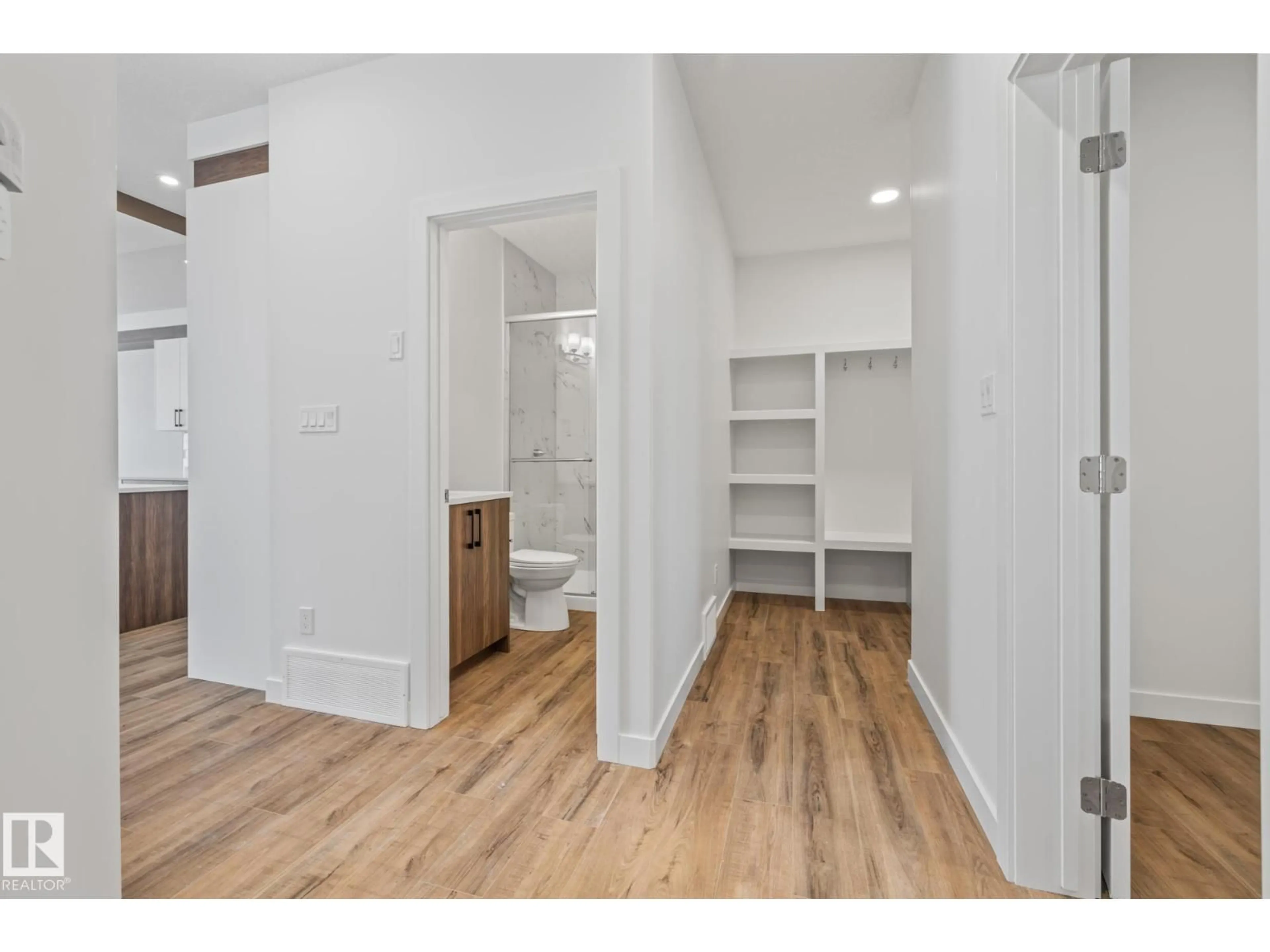 Storage room or clothes room or walk-in closet for 119 FICUS WY, Fort Saskatchewan Alberta T8L1X8