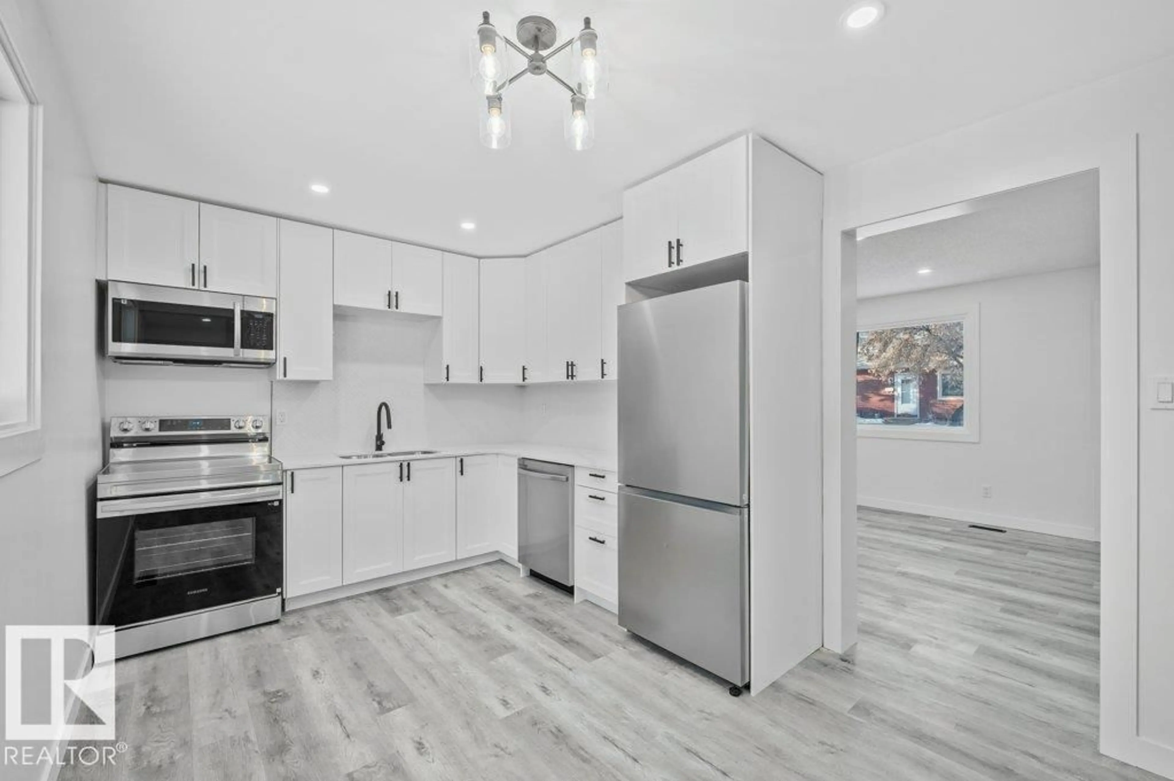 Open concept kitchen, unknown for 72 HABITAT CR, Edmonton Alberta T5A2X7