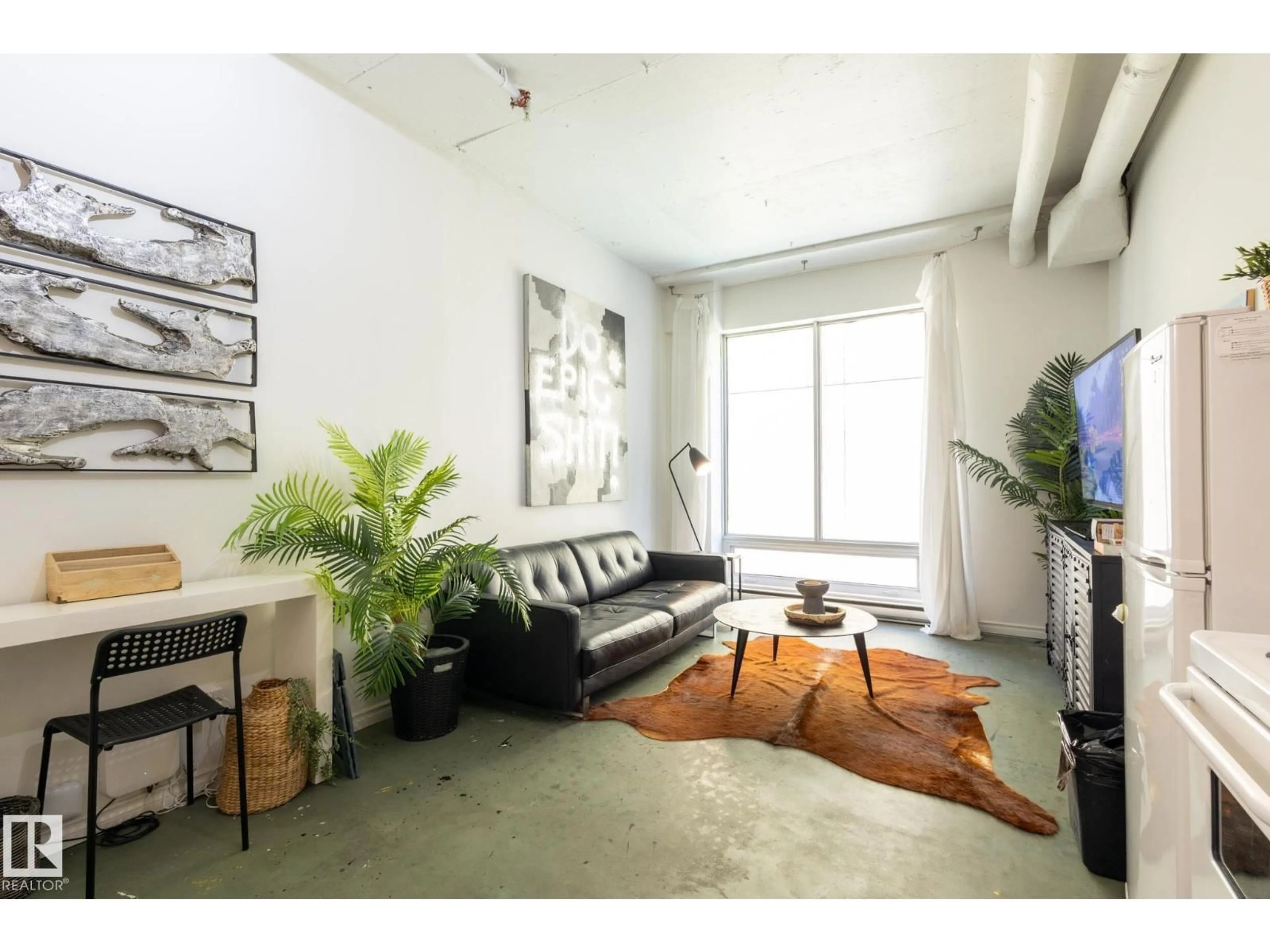 Living room with furniture, unknown for 10024 - 508 JASPER AVE, Edmonton Alberta T5J1R9