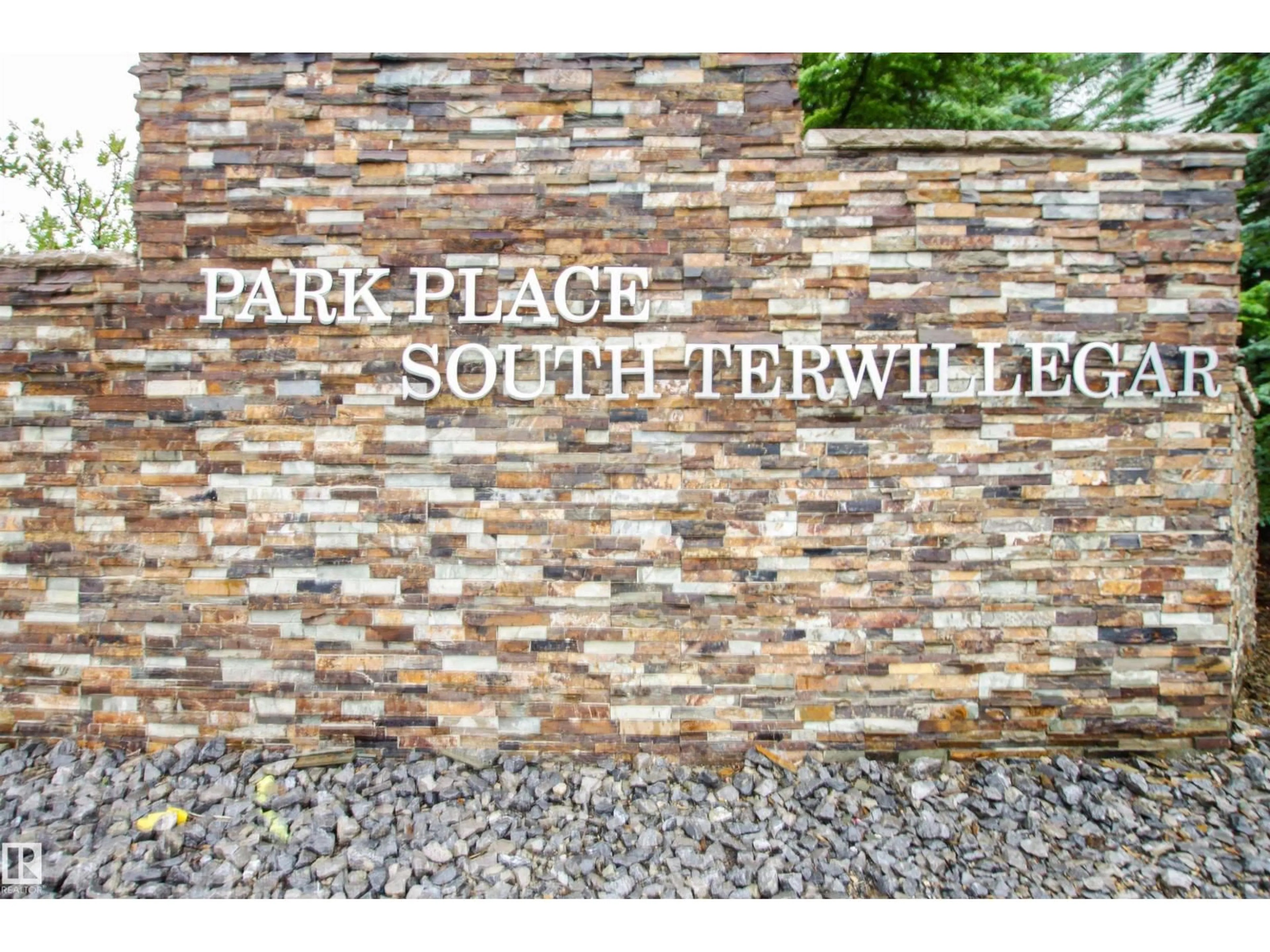 Patio, street for 7327 - 7208 SOUTH TERWILLEGAR DR, Edmonton Alberta T6R0L8