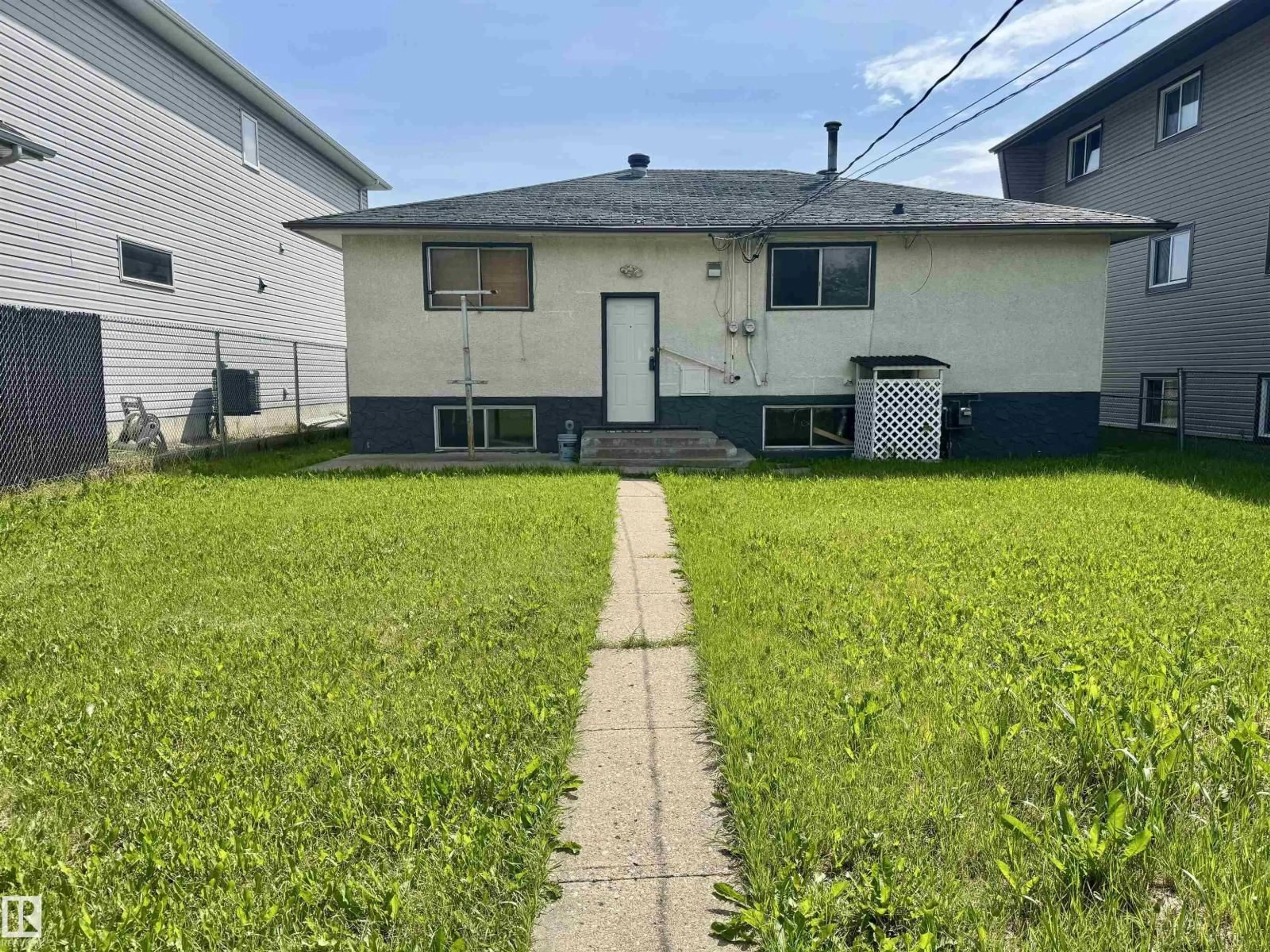 A pic from outside/outdoor area/front of a property/back of a property/a pic from drone, street for NW - 12312 82 ST, Edmonton Alberta T5B2X2