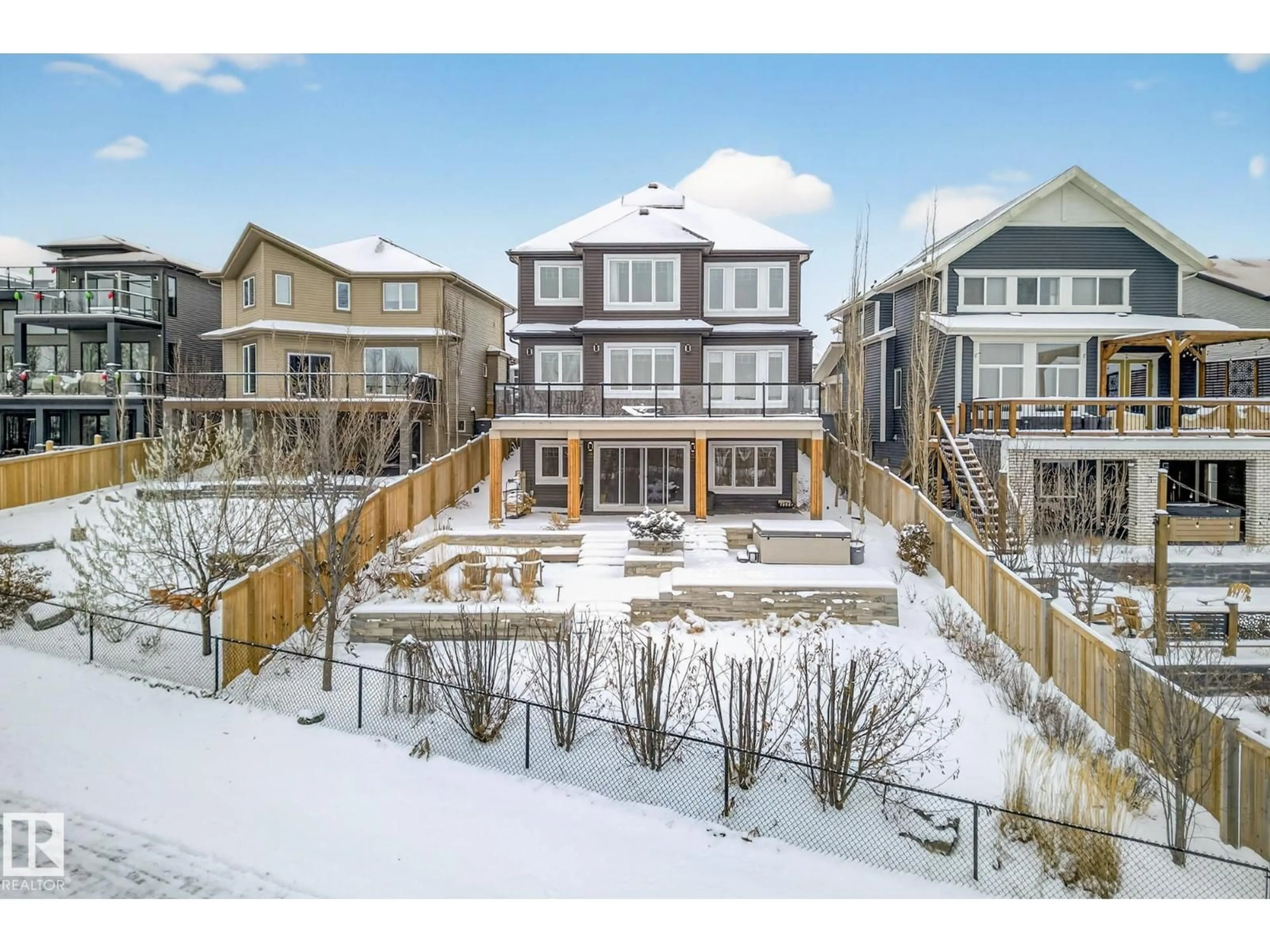 A pic from outside/outdoor area/front of a property/back of a property/a pic from drone, street for 1265 PEREGRINE TERRACE, Edmonton Alberta T5S0M4