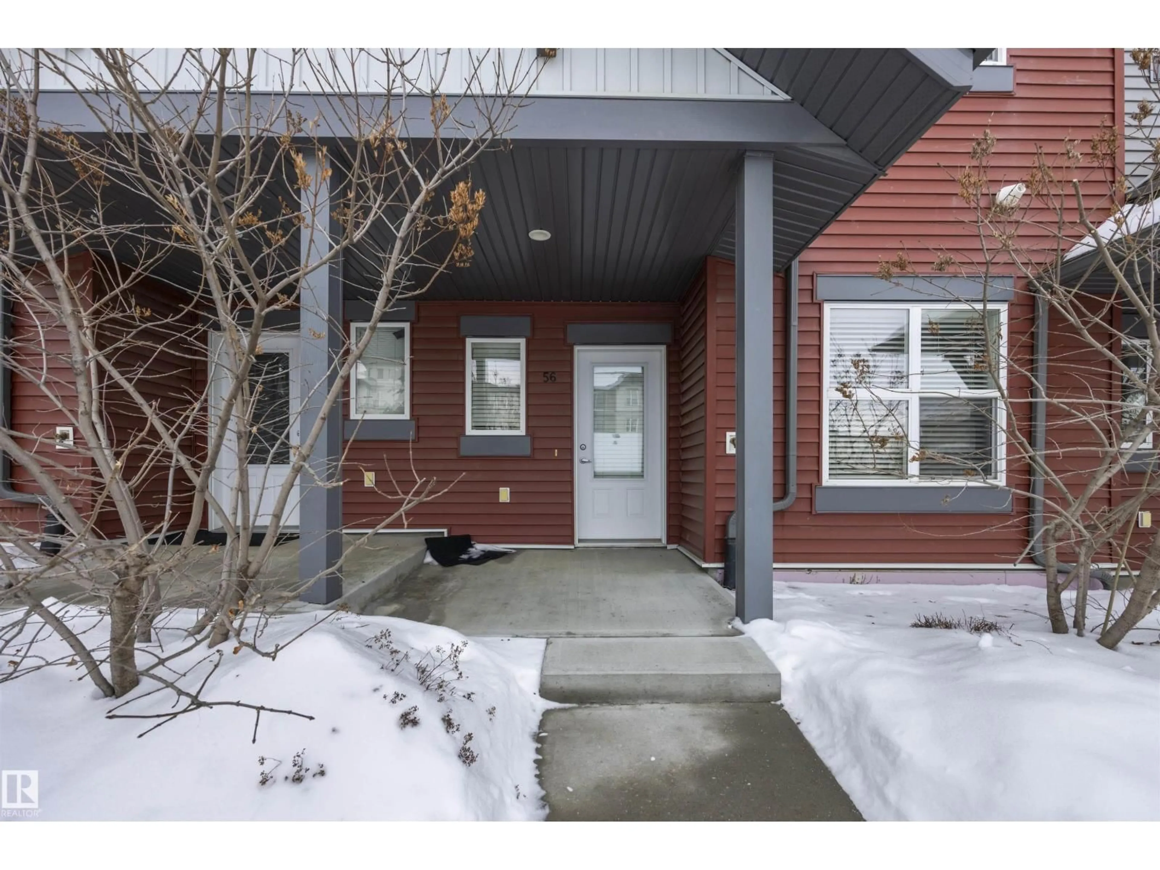 Indoor entryway for 56 - 655 WATT BV, Edmonton Alberta T6X0Y2