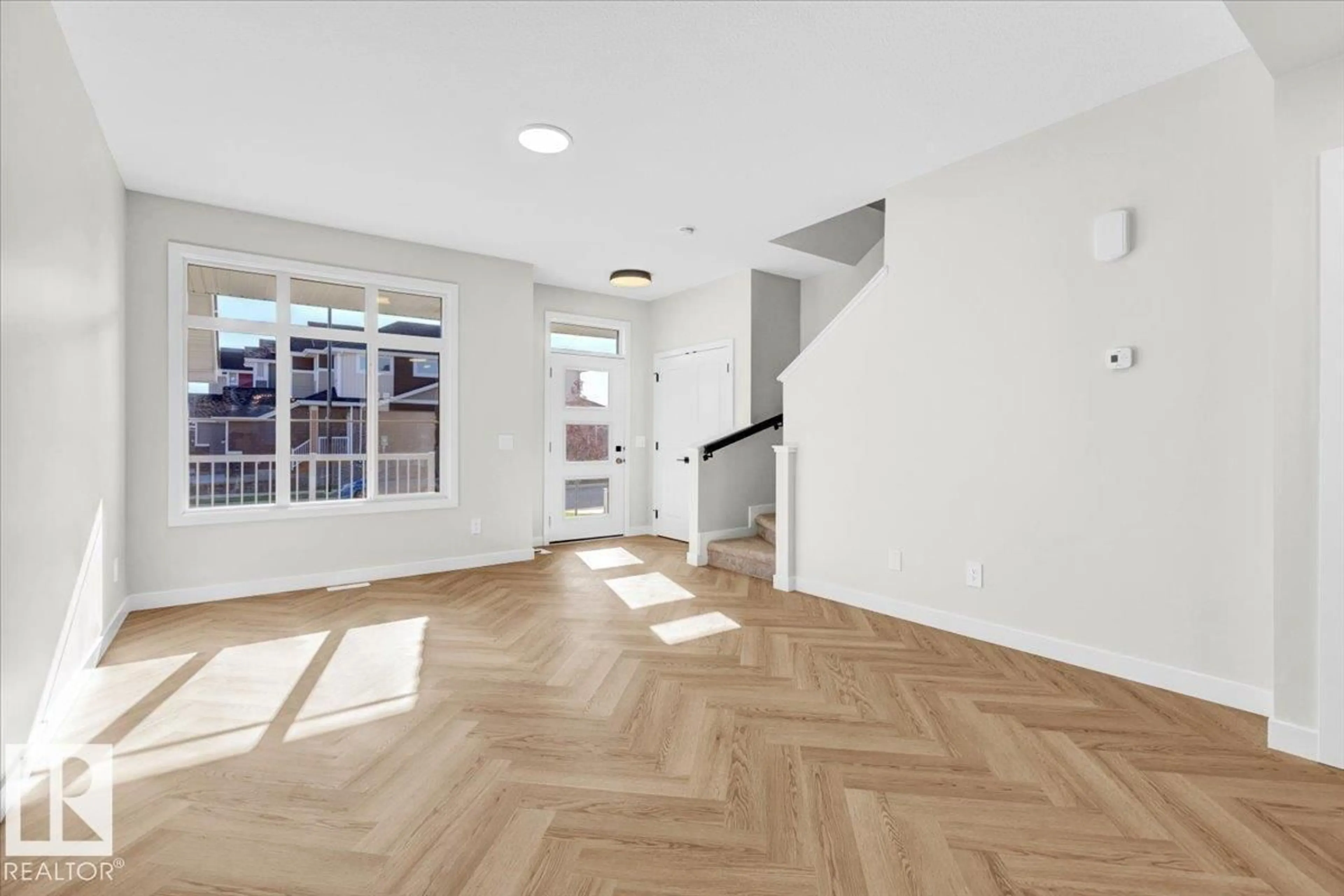 Unknown for 2126 CROSSBILL LN, Edmonton Alberta T6W4V8