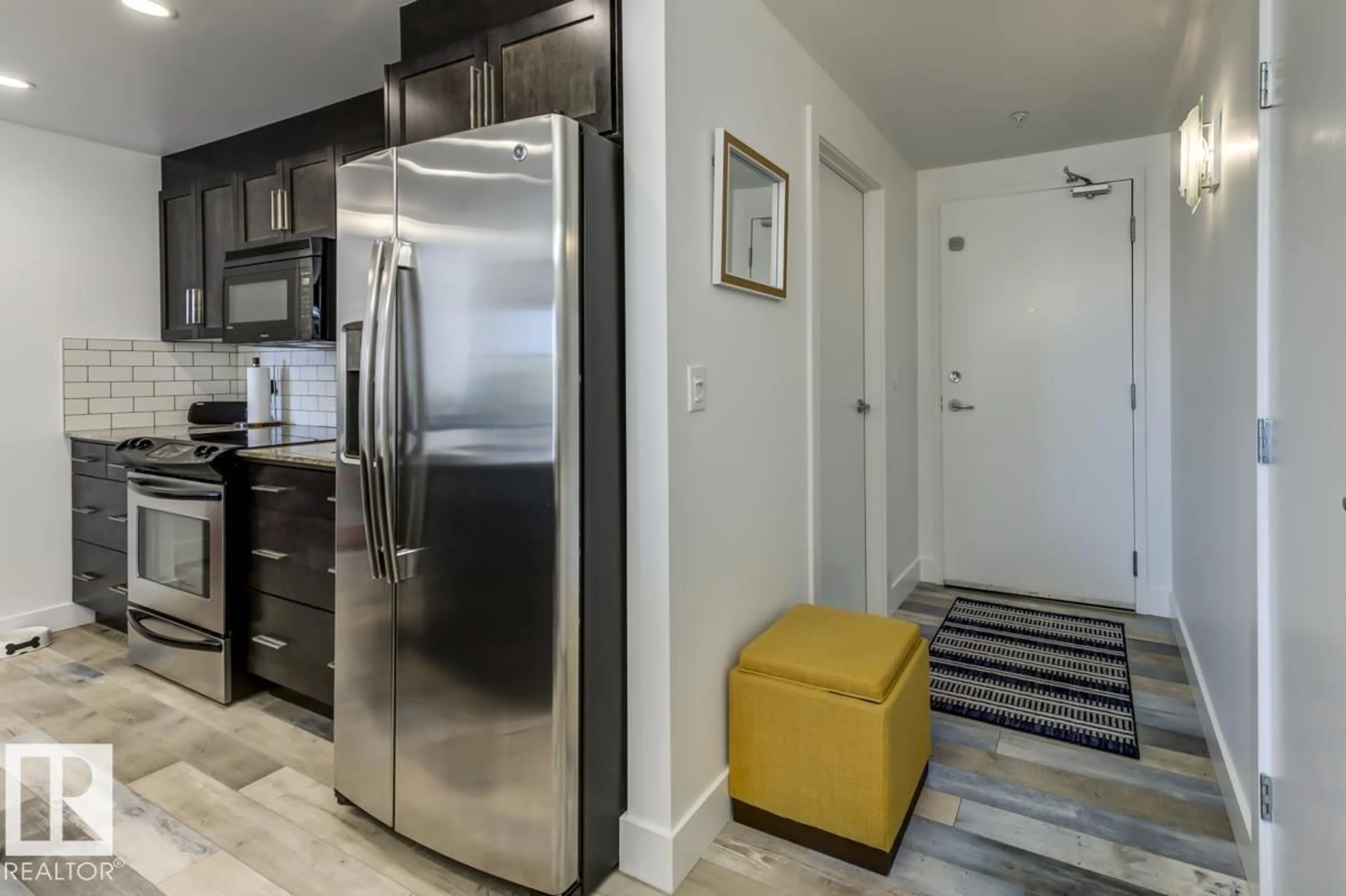 Unknown for 11933 - 205 JASPER AV NW, Edmonton Alberta T5K0P1