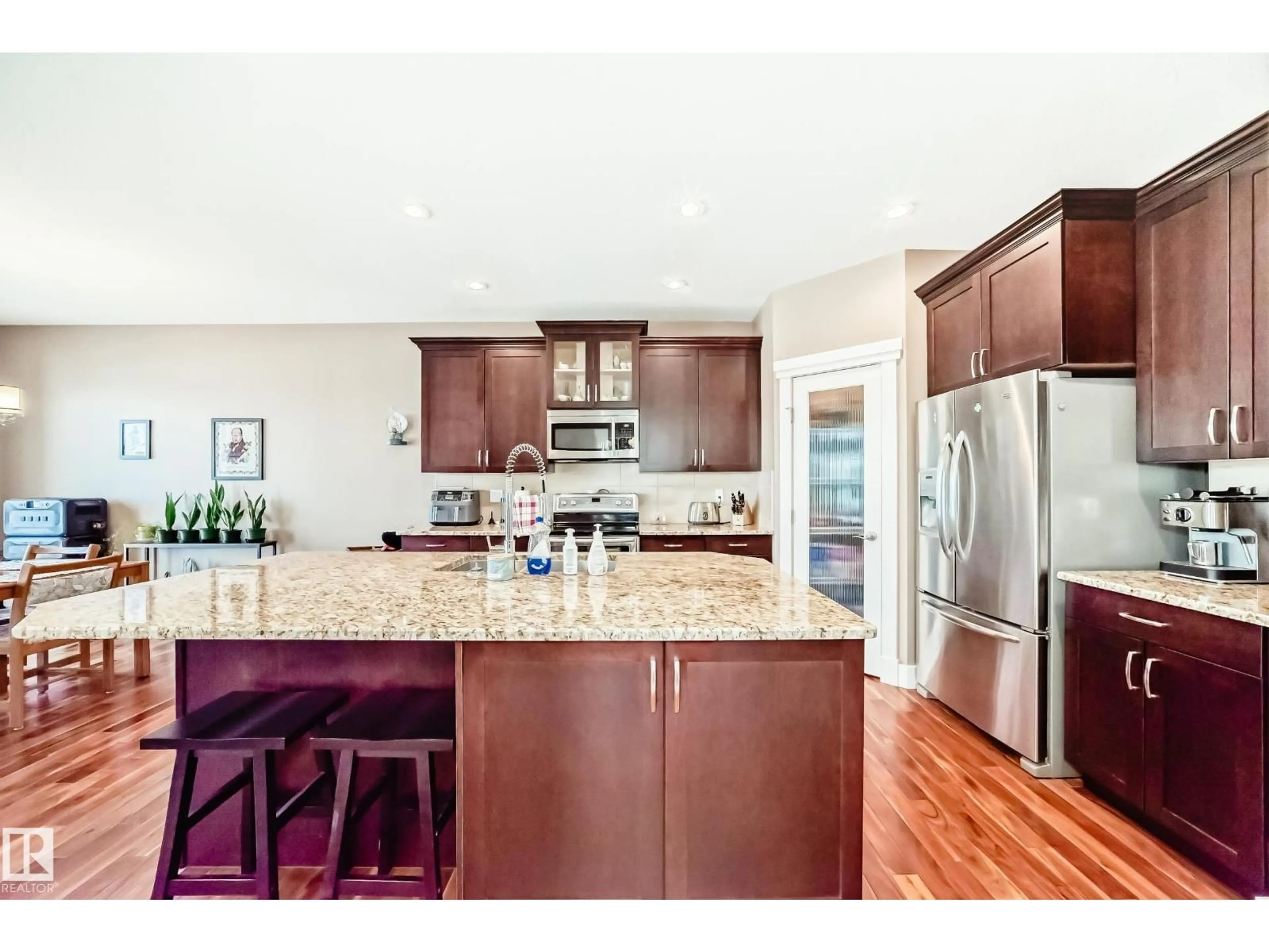 Open concept kitchen, unknown for 127 KEYPORT CI, Leduc Alberta T9E0M4