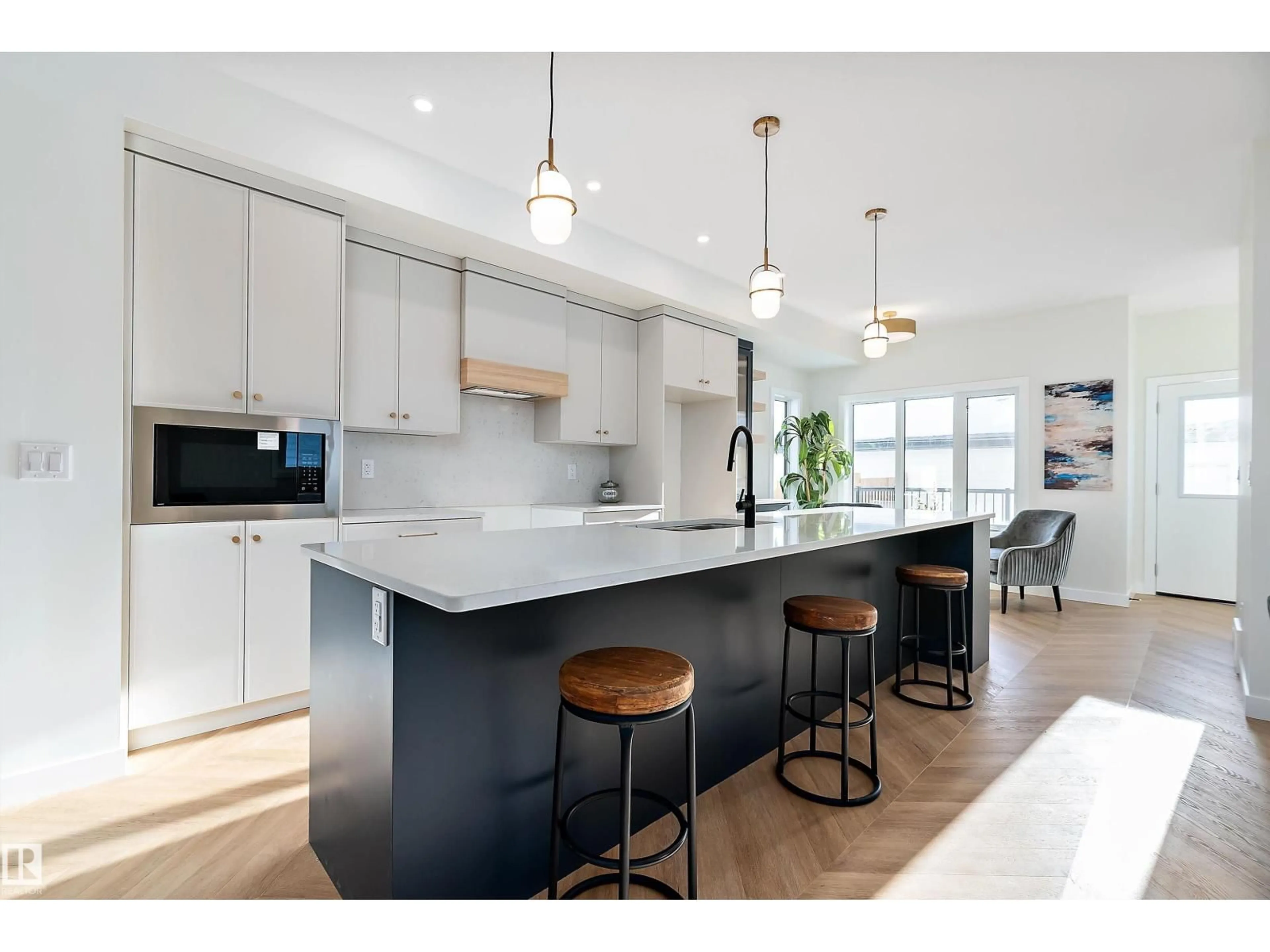 Open concept kitchen, unknown for 7509 ROWLAND RD, Edmonton Alberta T6A3W4