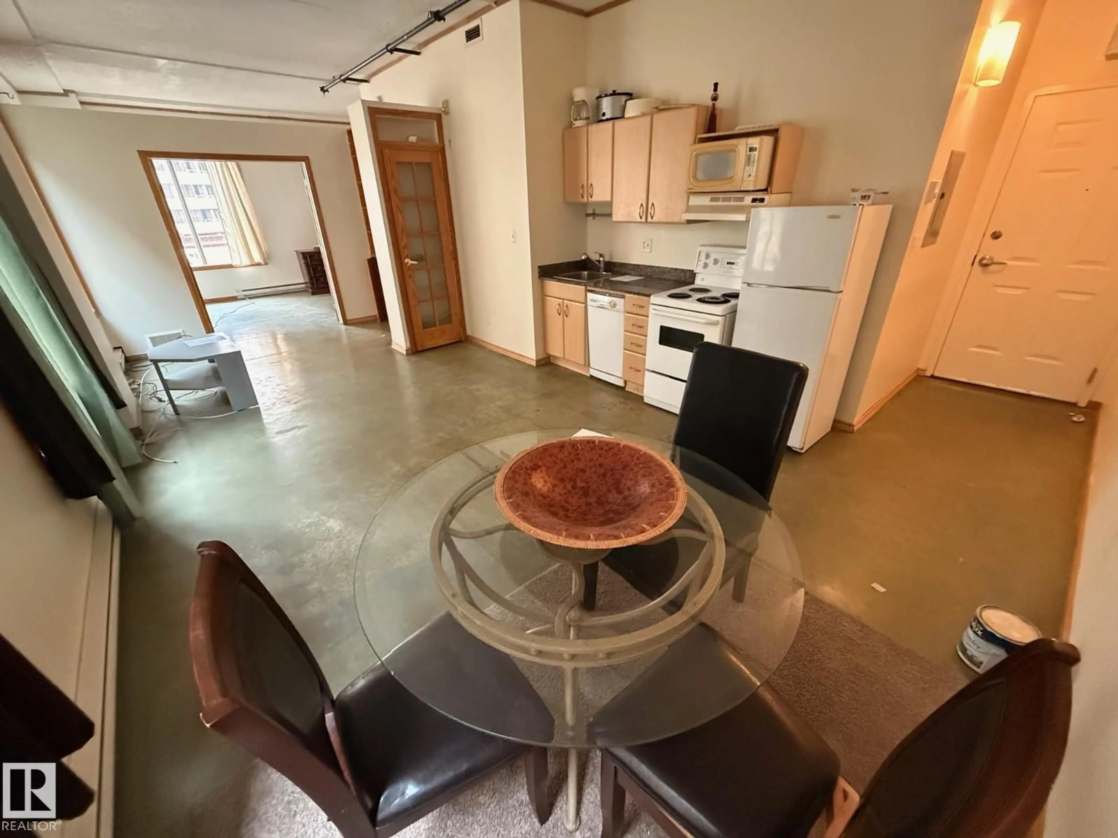 Unknown for 10024 - 505 JASPER AV, Edmonton Alberta T5J1R9