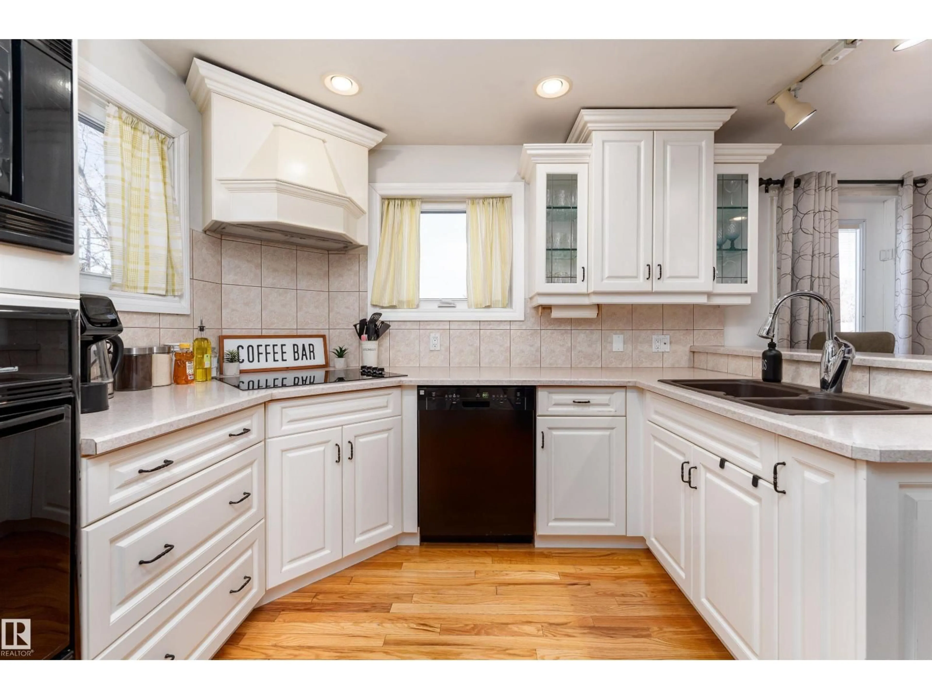 Unknown for 4712 50 AV, Beaumont Alberta T4X1H5