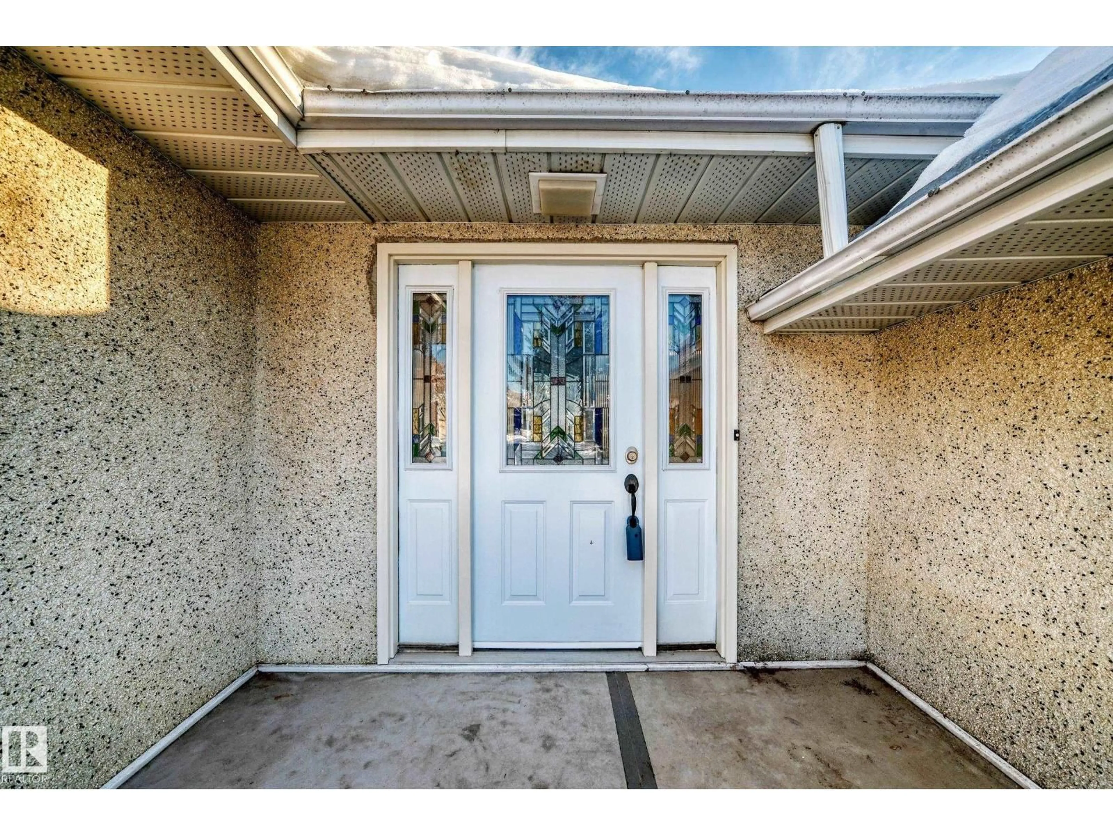 Indoor entryway for 26 LOUISBOURG PL, St. Albert Alberta T8N4L5