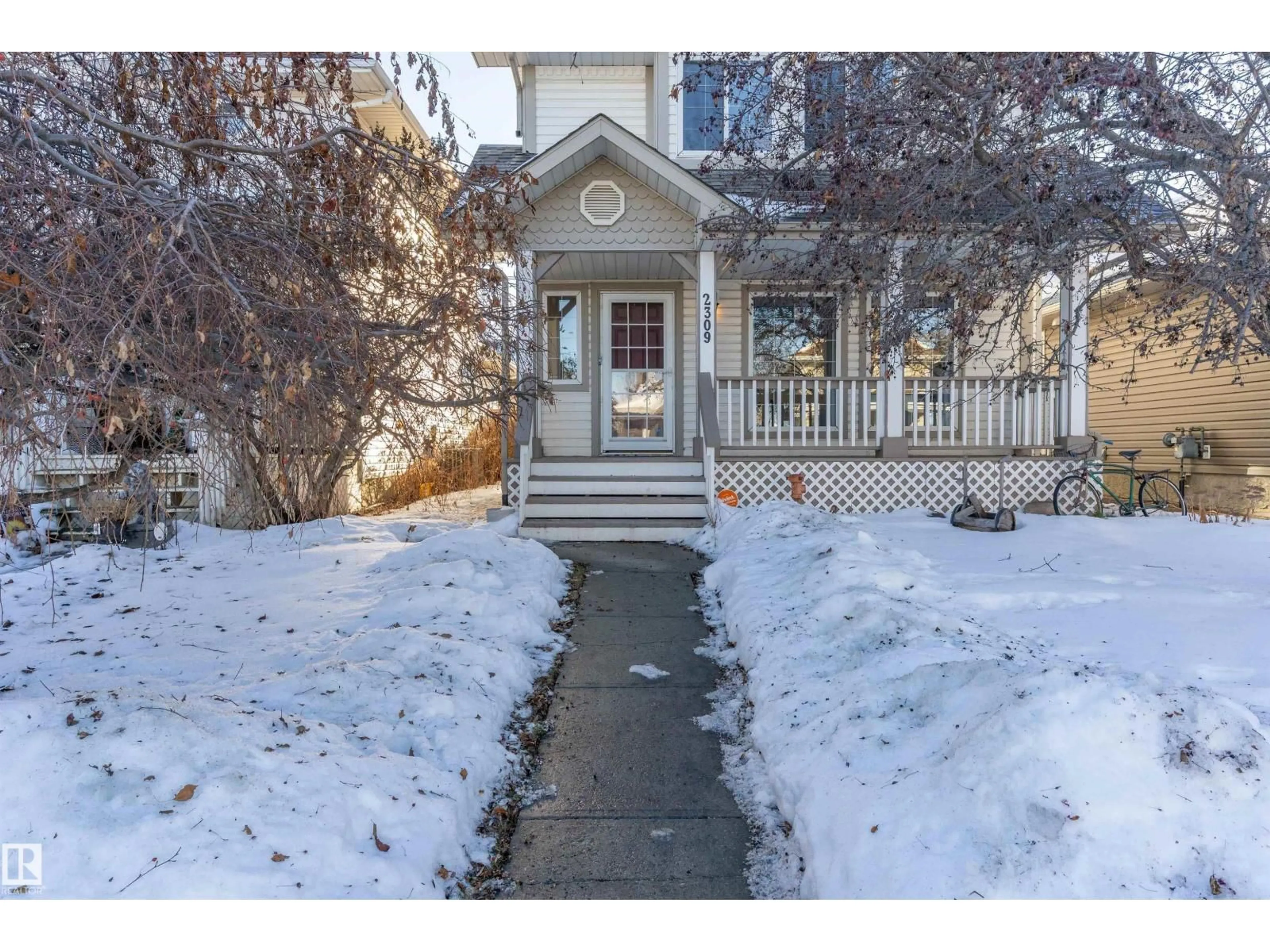 Unknown for NW - 2309 39 AV, Edmonton Alberta T6T1K7