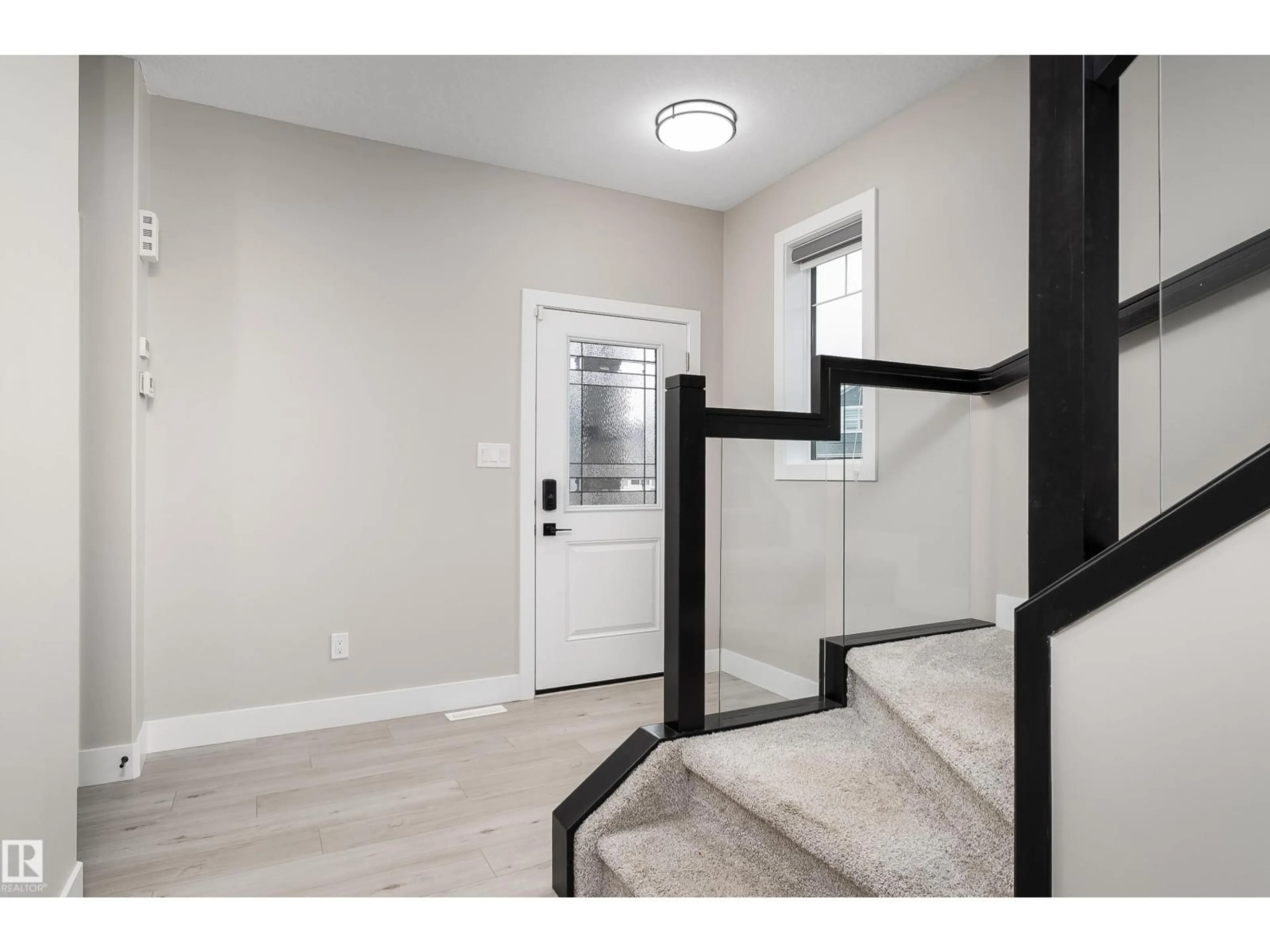 Indoor entryway for 23 HUNTER PL, Spruce Grove Alberta T7X2L6