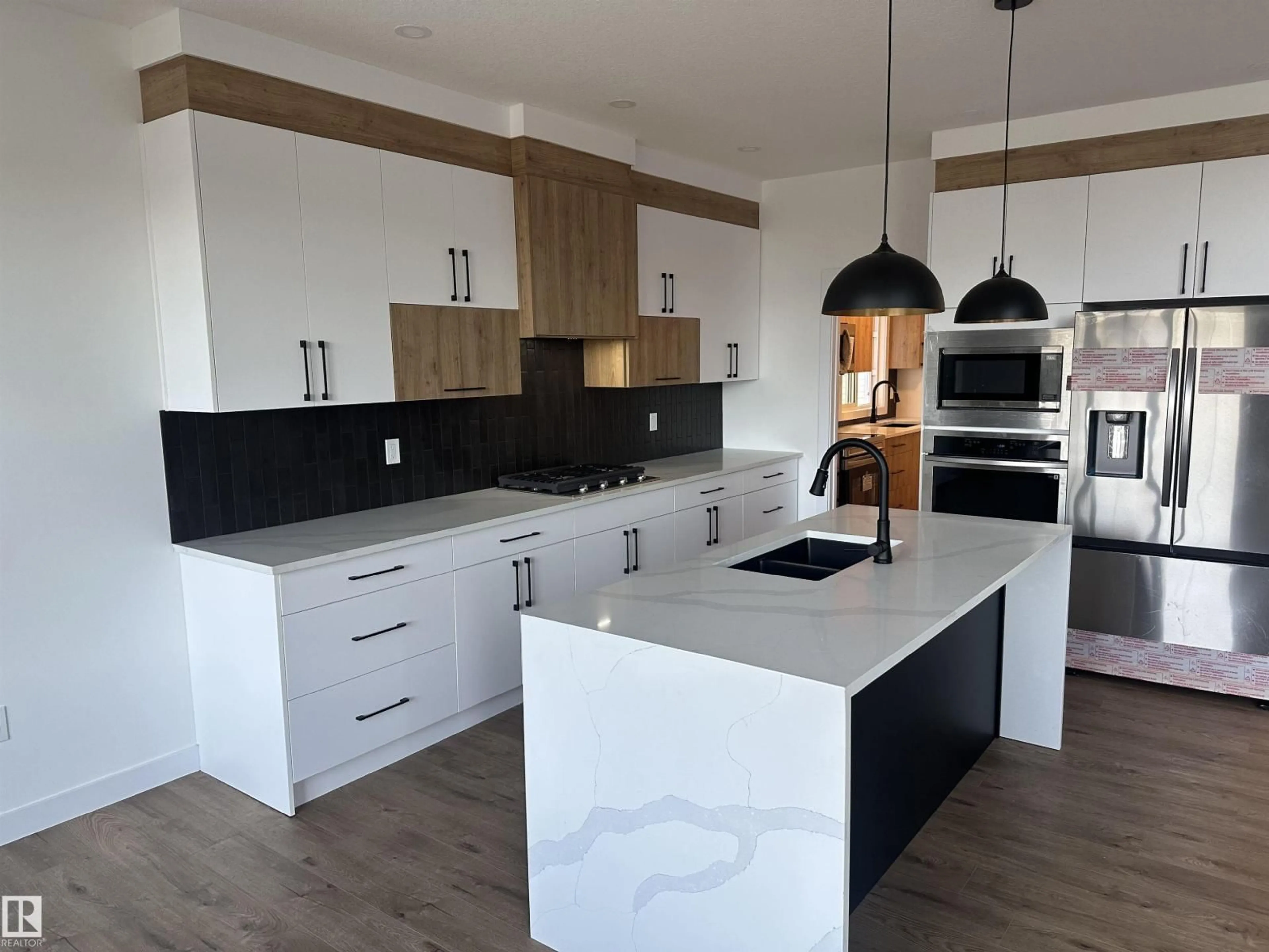 Contemporary kitchen, unknown for 205 KETTYL CO, Leduc Alberta T9E1S1