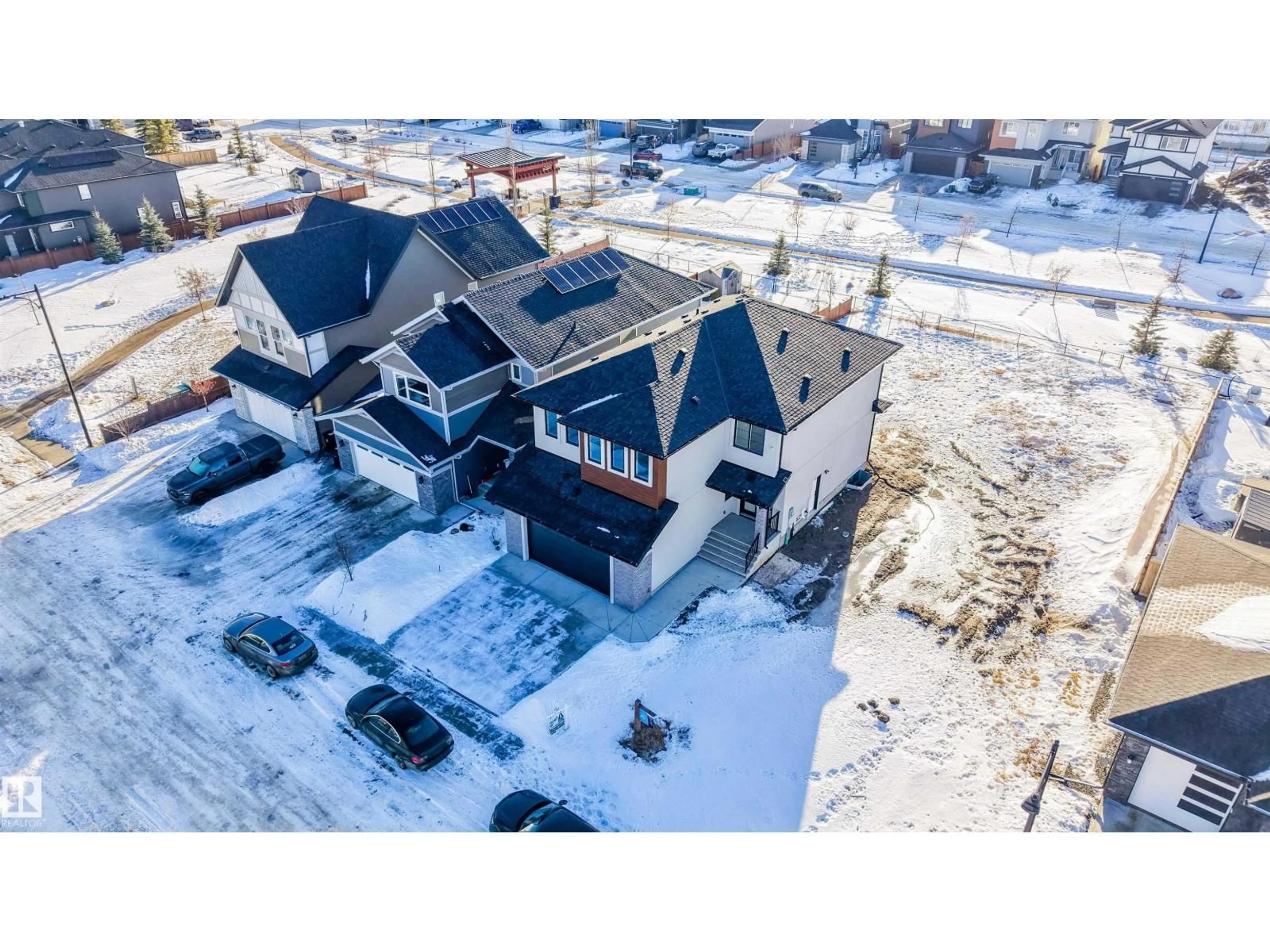 A pic from outside/outdoor area/front of a property/back of a property/a pic from drone, building for 165 EDGEWATER CIR, Leduc Alberta T9E1K5
