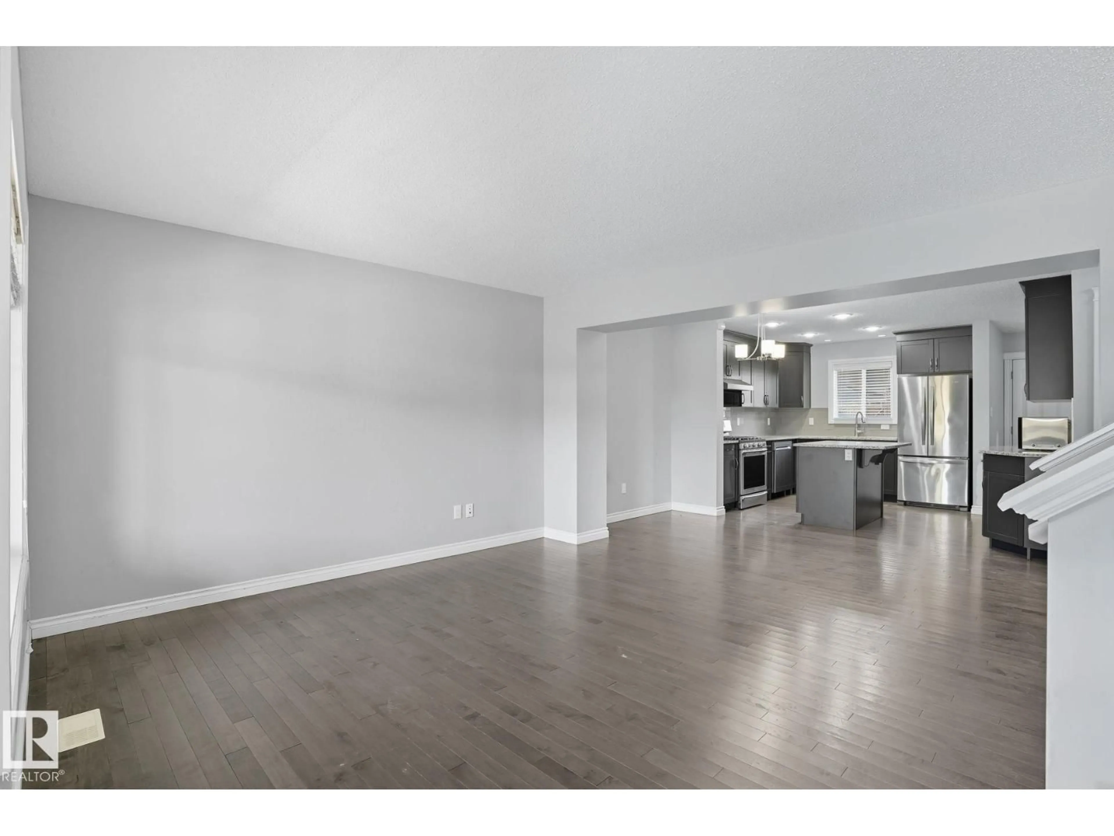 Unknown for NW - 1565 33A ST, Edmonton Alberta T6T0X5