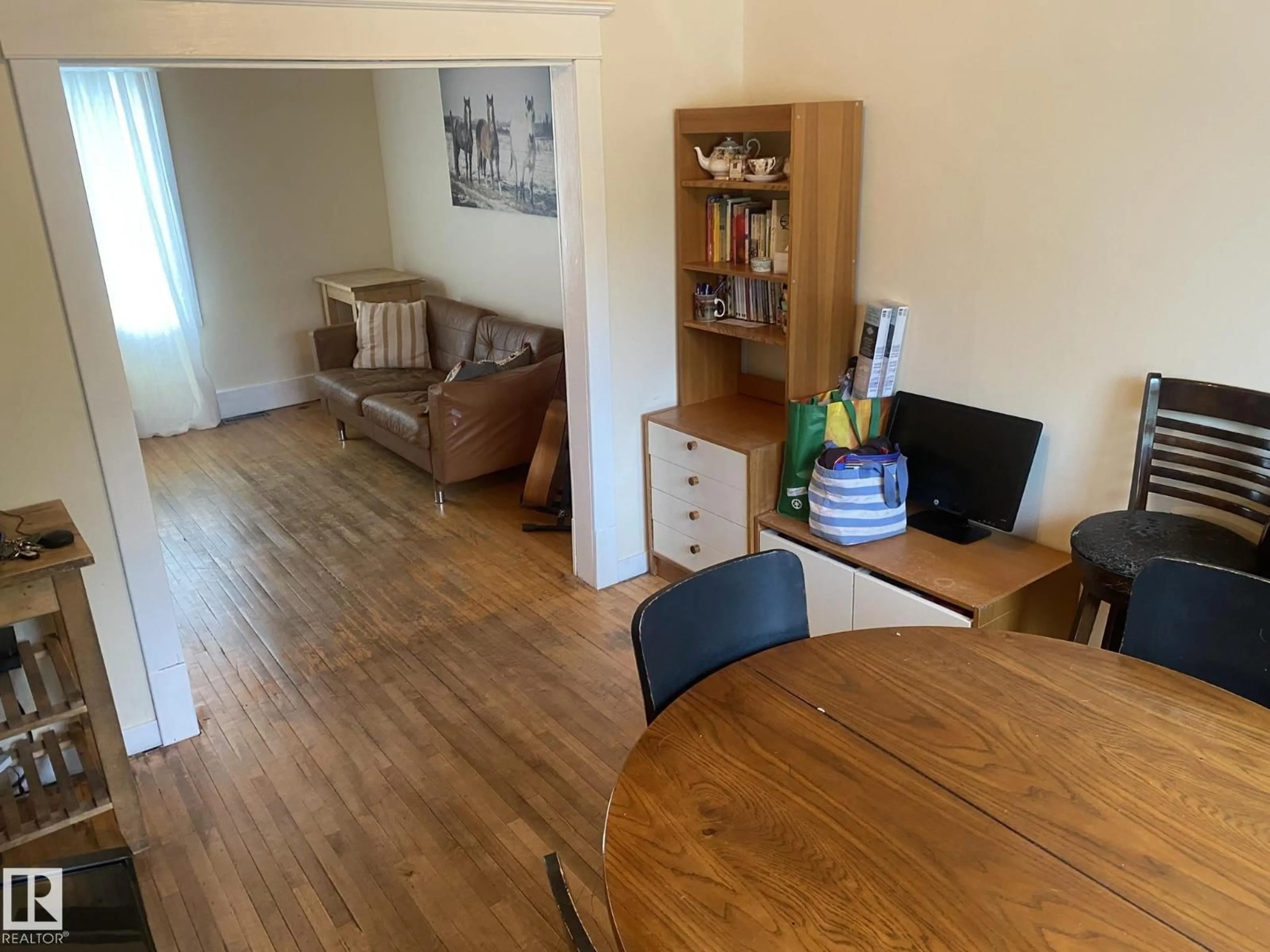 A pic of a room for NW - 12811 121 ST, Edmonton Alberta T5L0B1