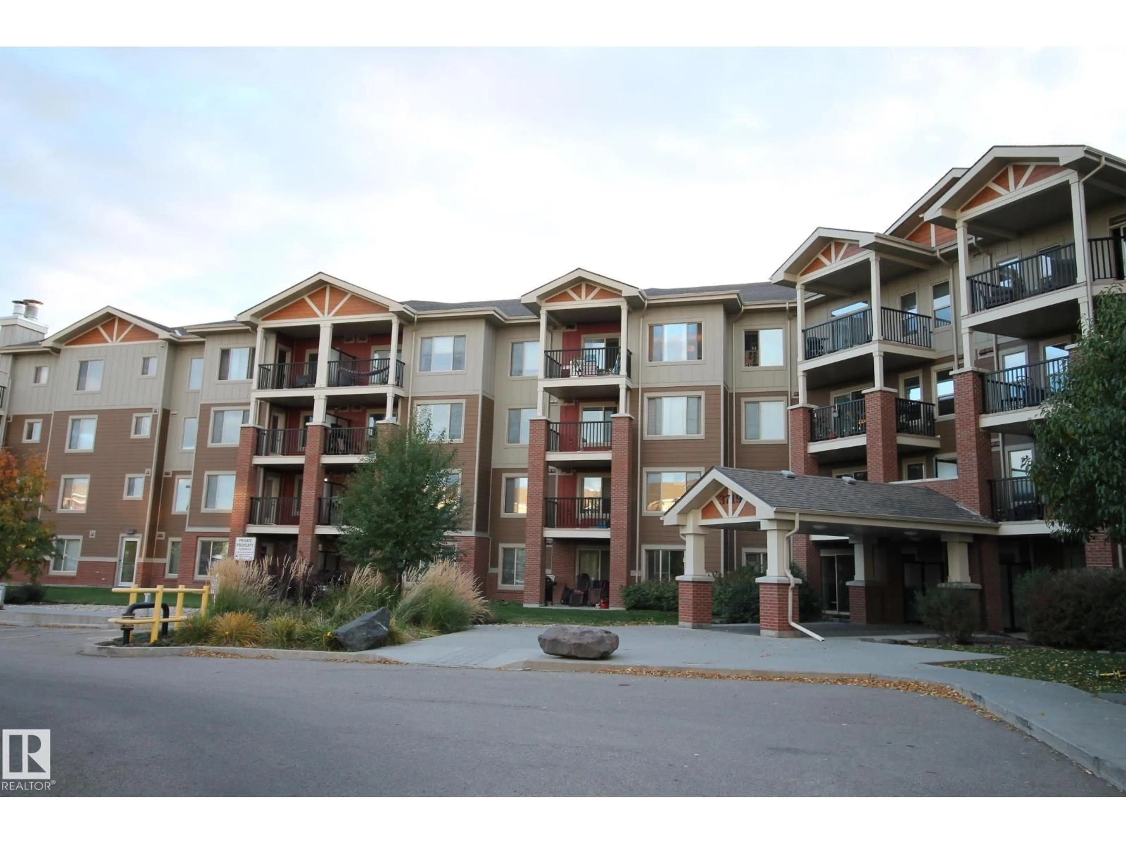 Unknown for #105 - 3719 WHITELAW LN, Edmonton Alberta T6W2C3