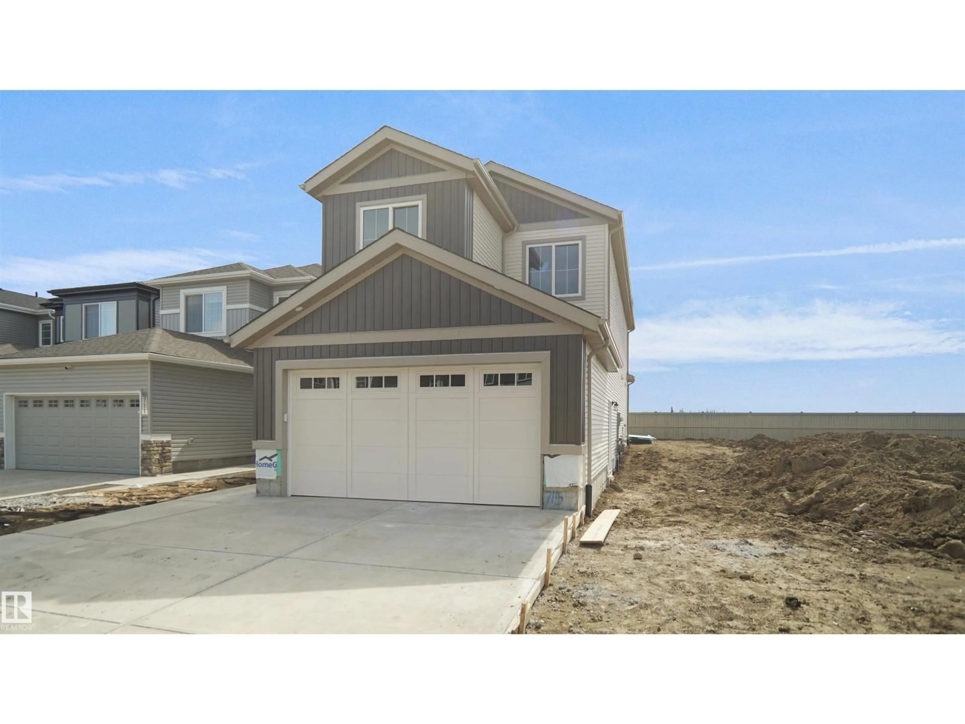 Home with vinyl exterior material, water/lake/river/ocean view for 807 30 AV, Edmonton Alberta T6T2V3