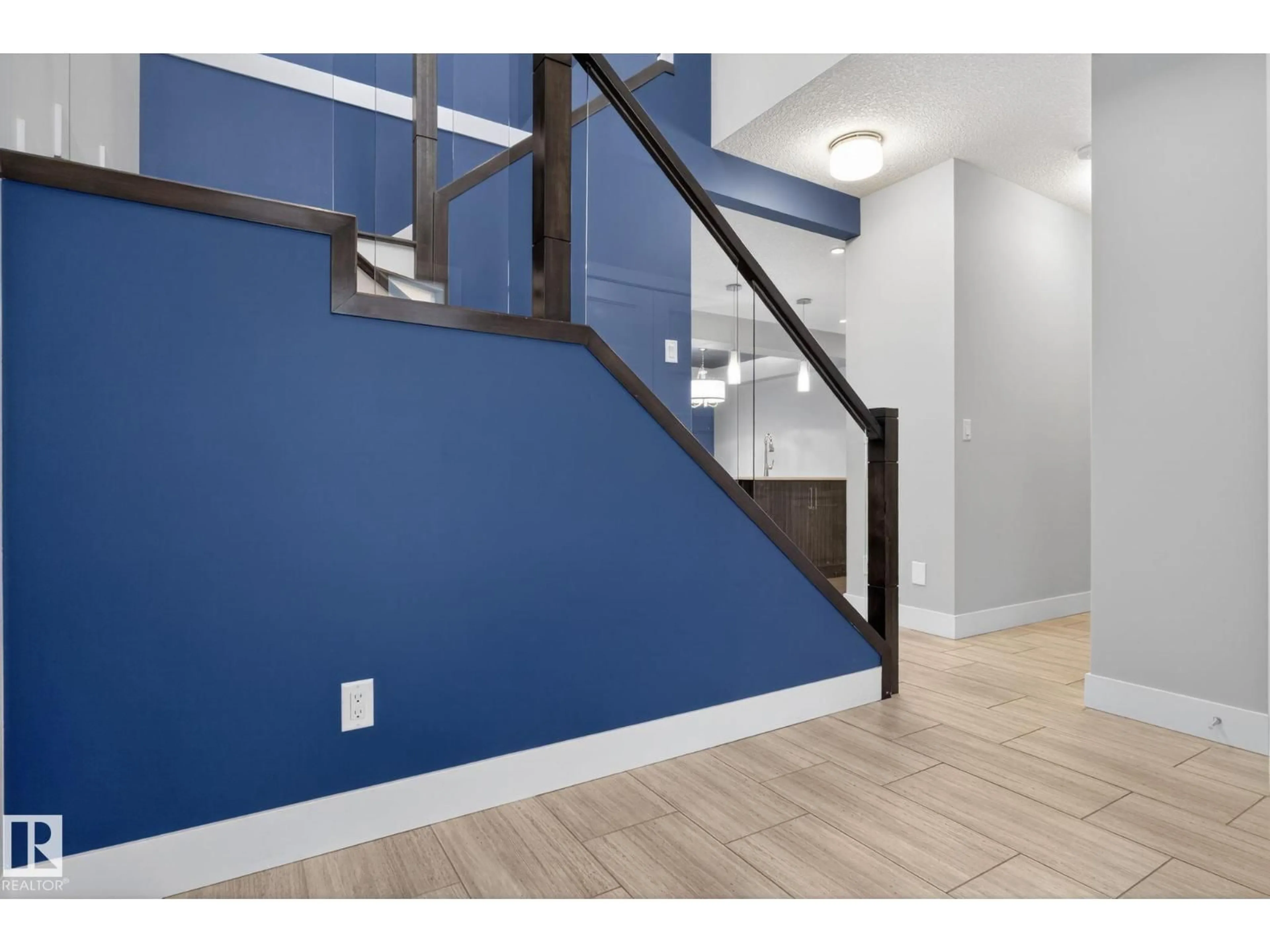 Unknown for SW - 3964 CLAXTON LO, Edmonton Alberta T6W1Y7