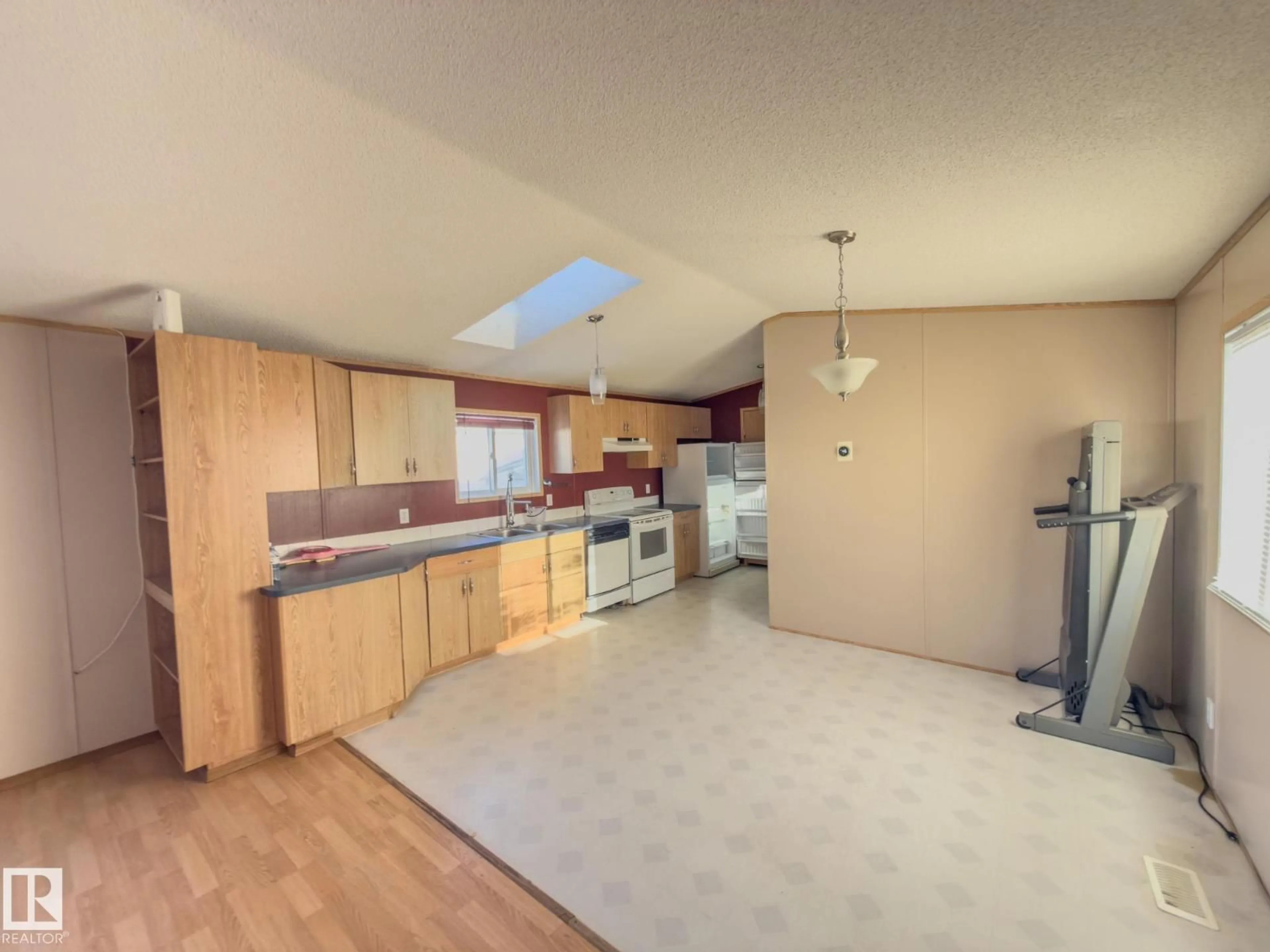 Open concept kitchen, unknown for #99 - 5508 55 ST, Bonnyville Town Alberta T9N2B8