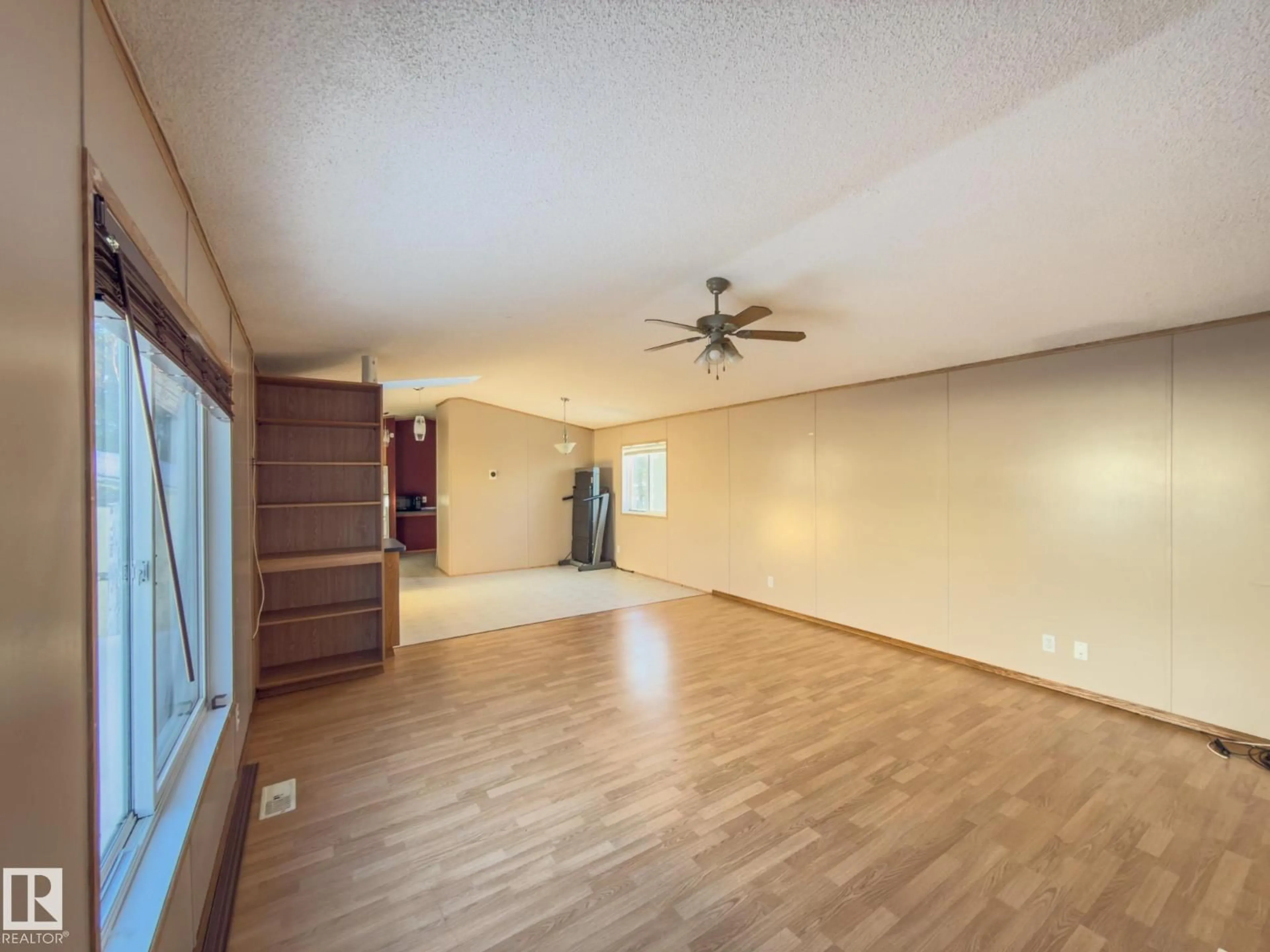 A pic of a room for #99 - 5508 55 ST, Bonnyville Town Alberta T9N2B8