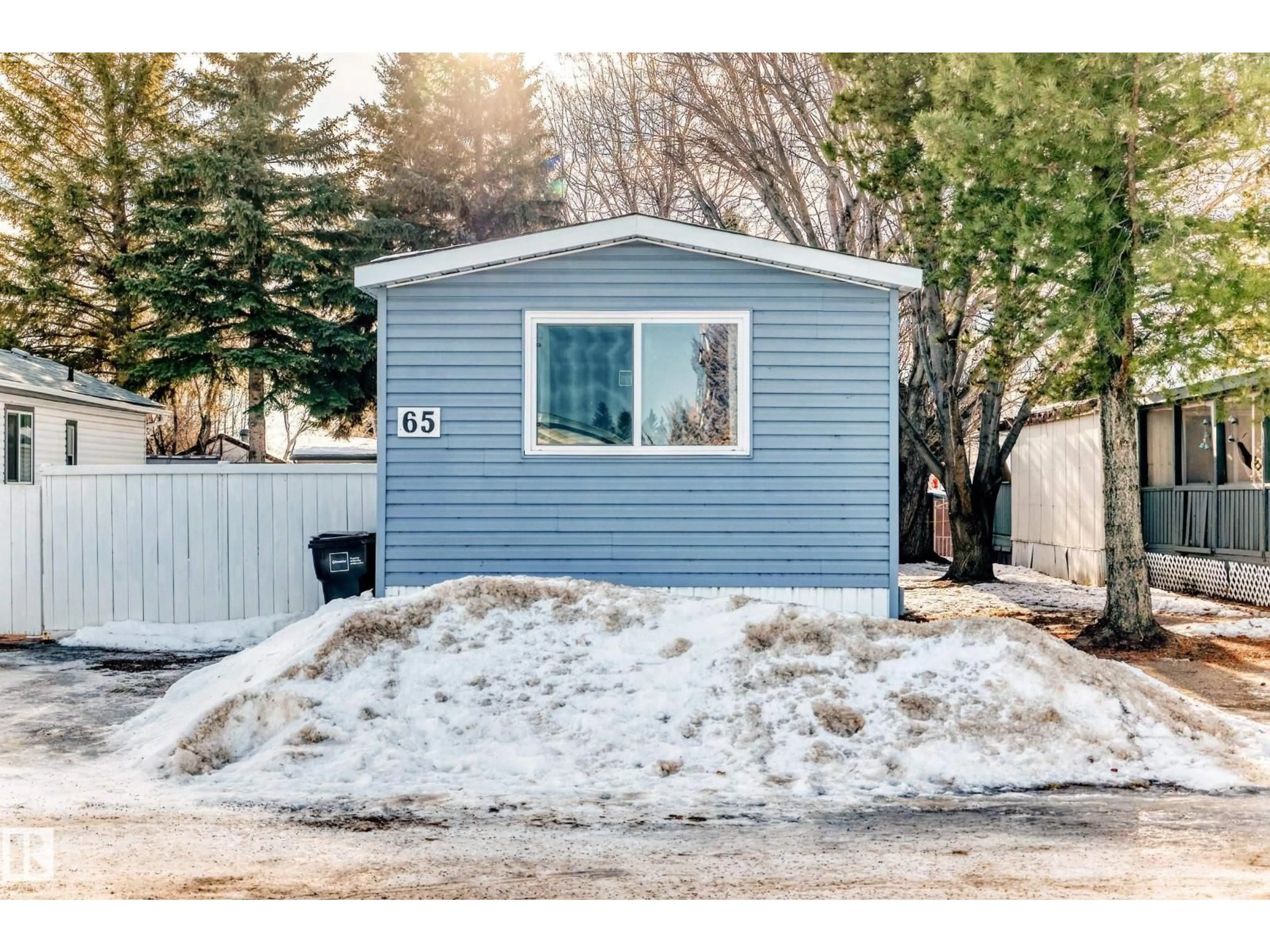 Shed for 65 WEST VIEW BV, Edmonton Alberta T5S1T5