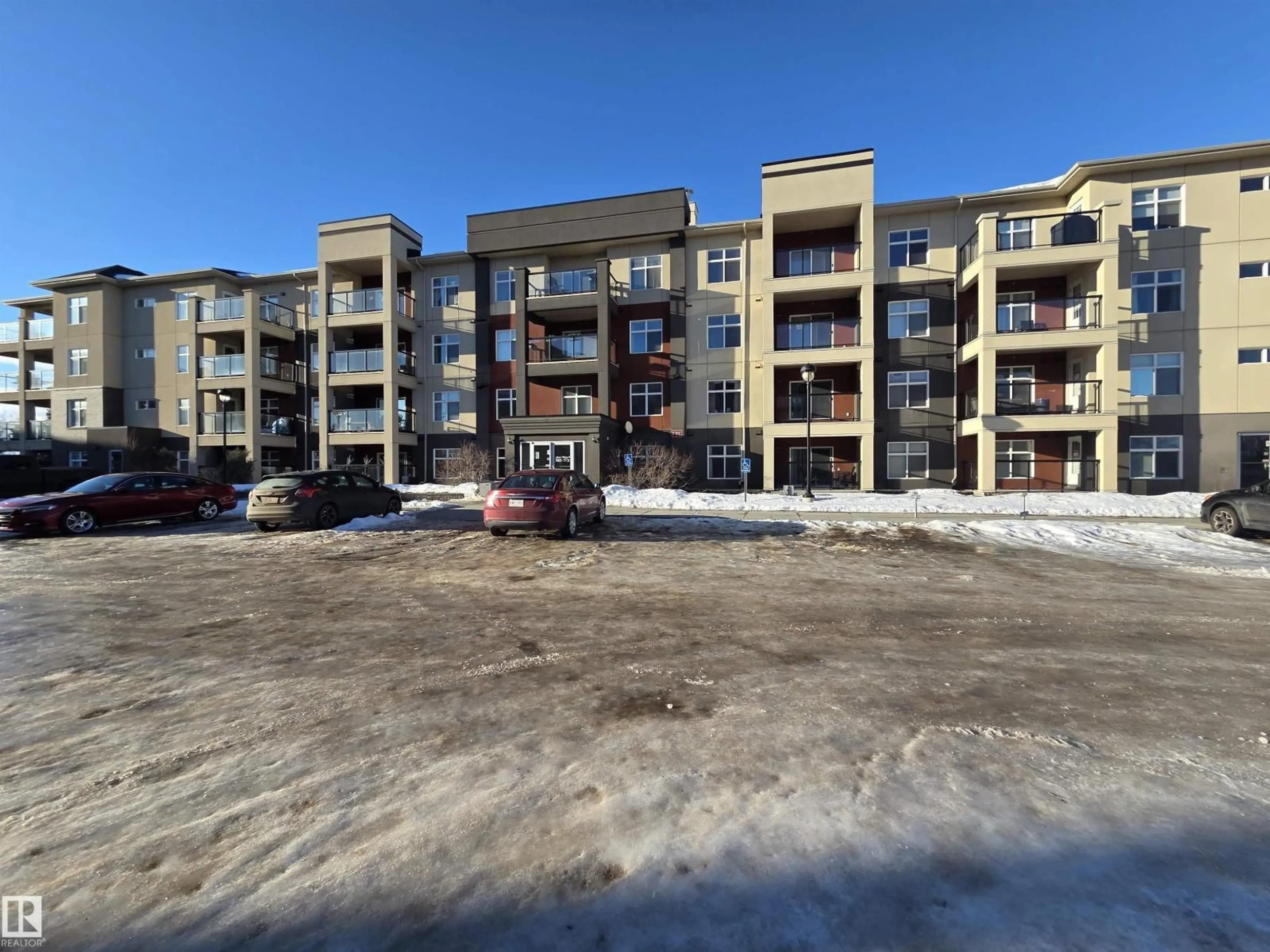 A pic from outside/outdoor area/front of a property/back of a property/a pic from drone, building for 257 - 7805 71 ST NW, Edmonton Alberta T6B3V6