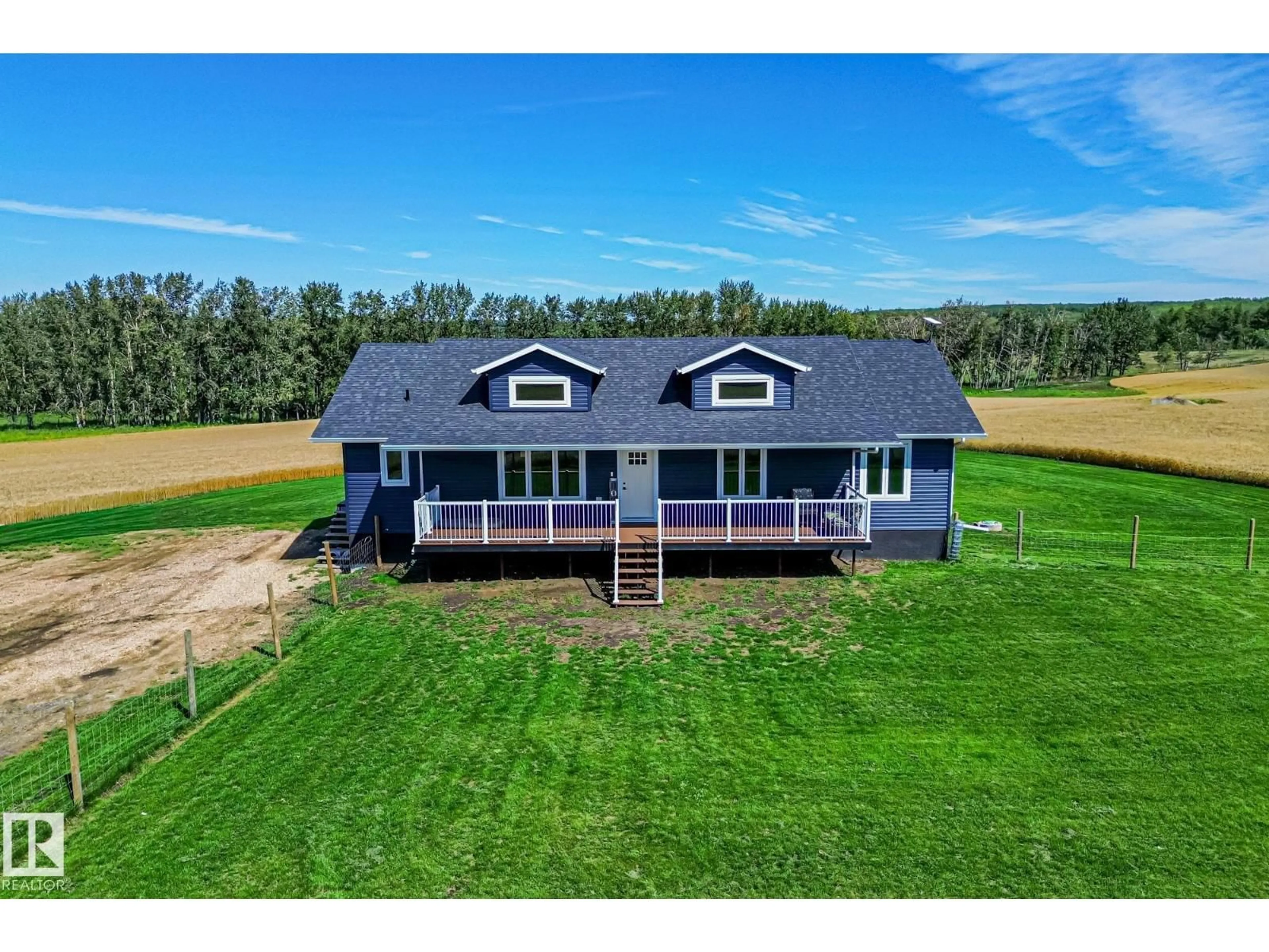 A pic from outside/outdoor area/front of a property/back of a property/a pic from drone, building for 59351 RANGE ROAD 155, Rural Smoky Lake County Alberta T0A3C0