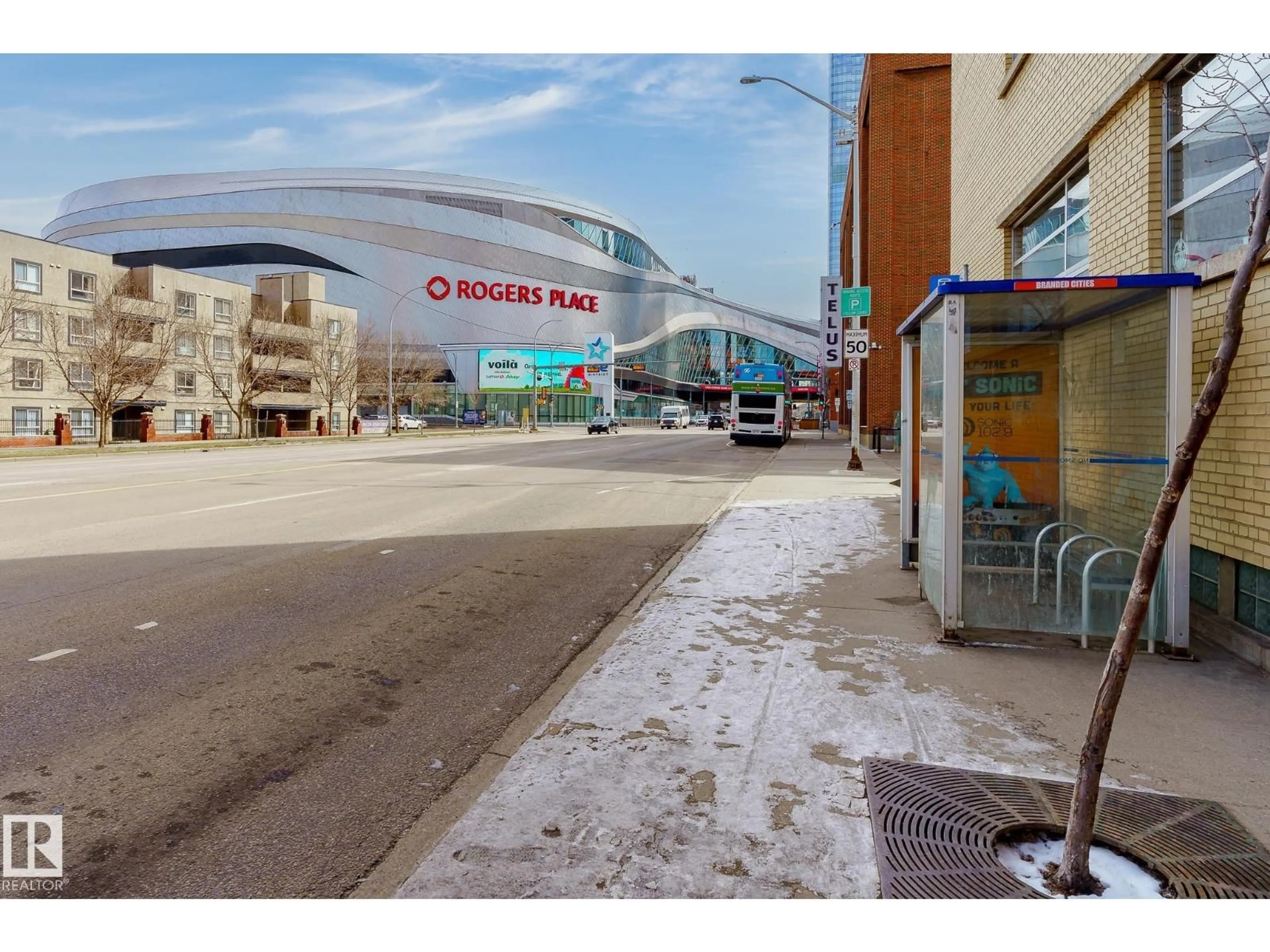 Parking for 10355 - 310 105 ST, Edmonton Alberta T5J1E8