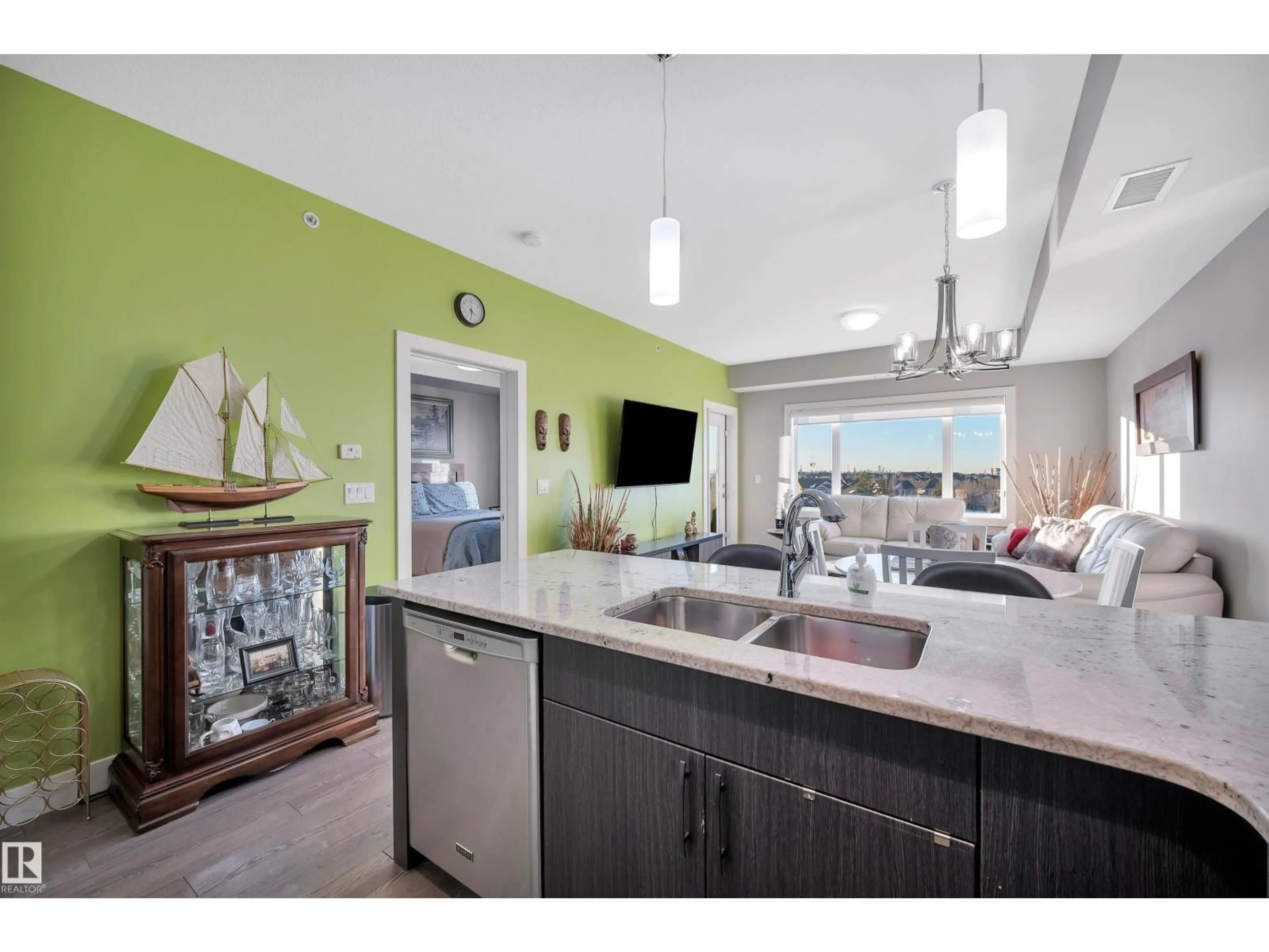 Open concept kitchen, unknown for 403 - 5001 ETON BV, Sherwood Park Alberta T8H0N7