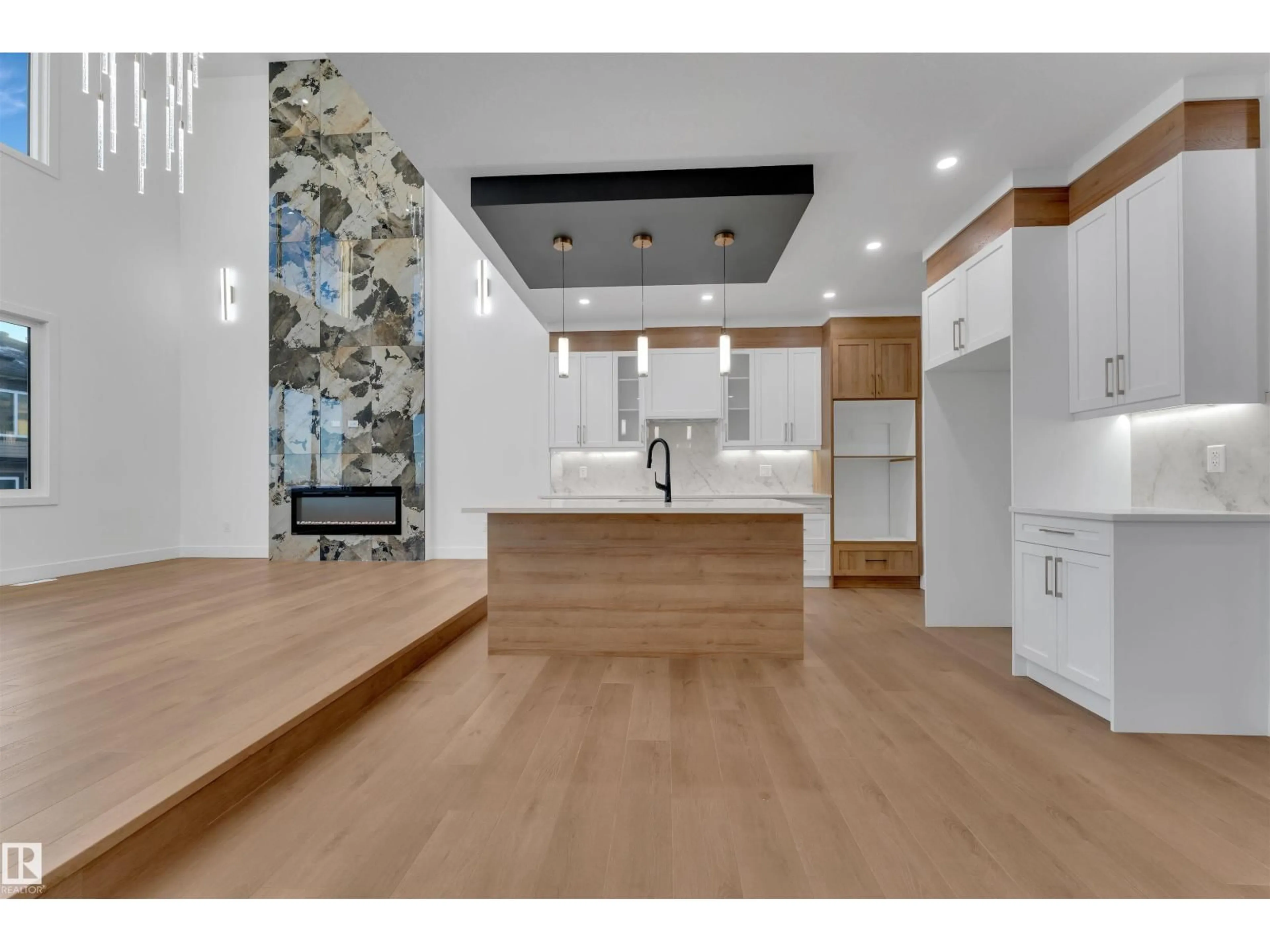 Open concept kitchen, unknown for 3505 42 AV, Beaumont Alberta T4X3G4