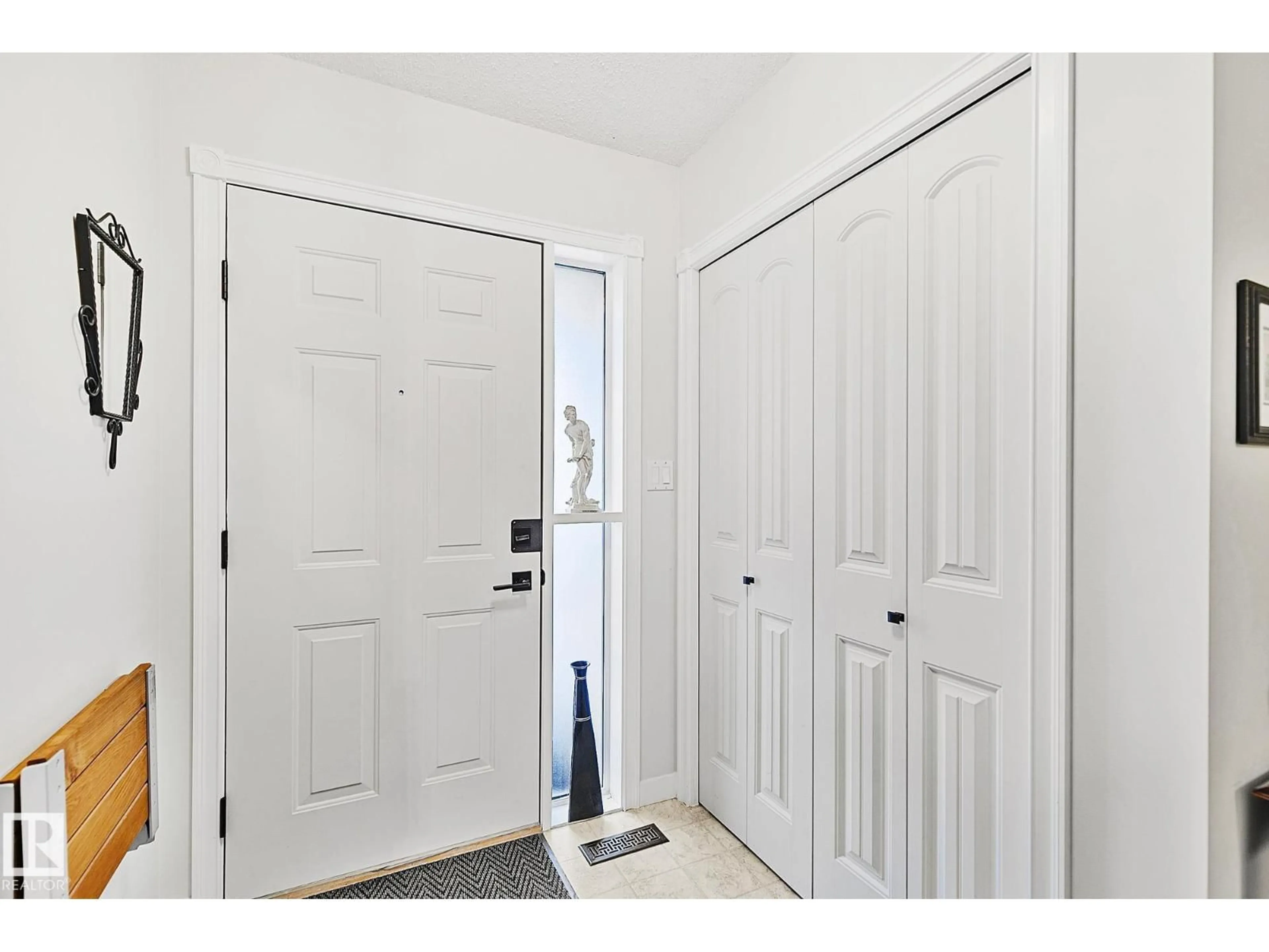 Indoor entryway for #32 - 9704 165 ST NW, Edmonton Alberta T5P4W4