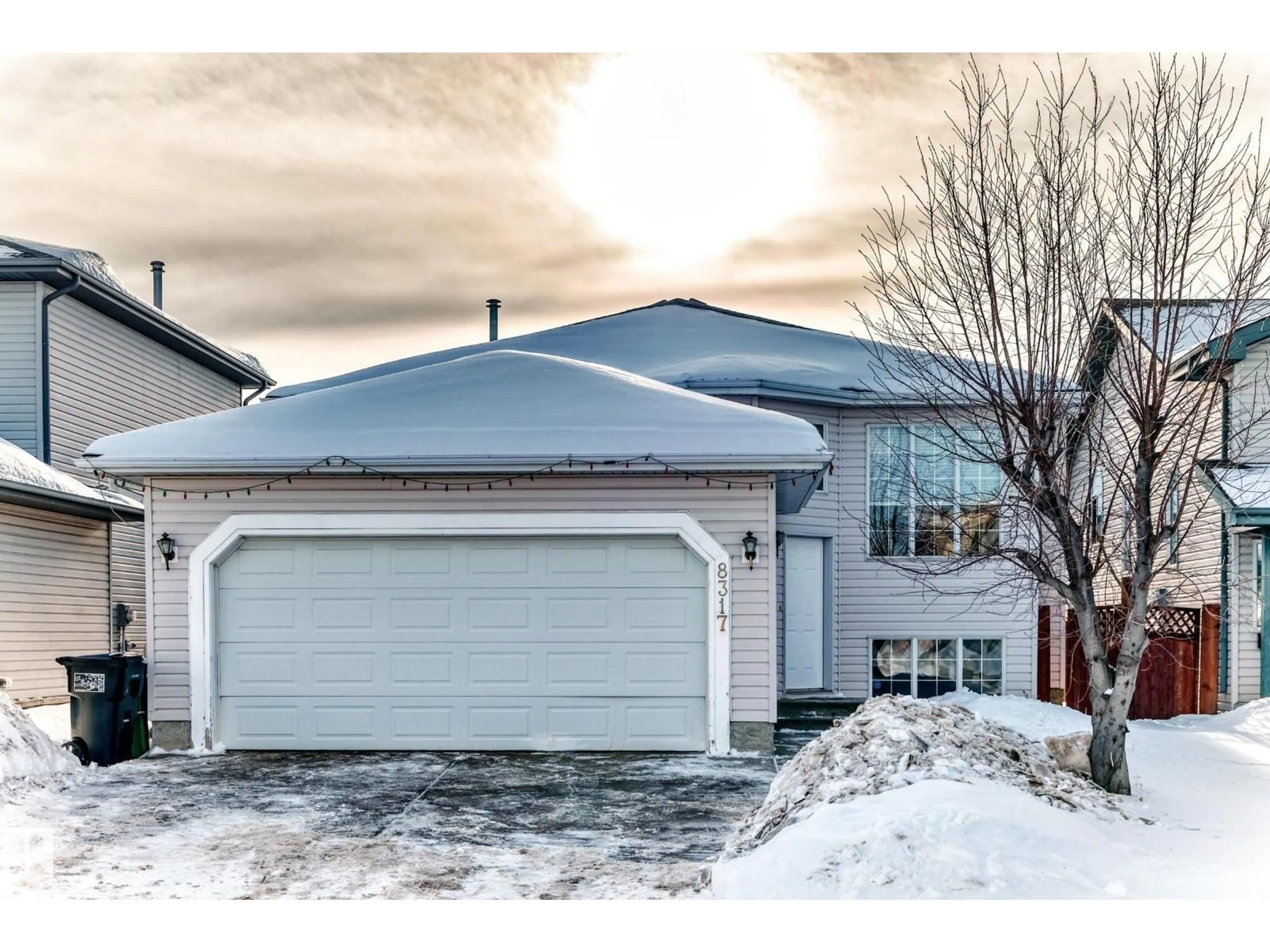 Unknown for 8317 171A AV, Edmonton Alberta T5Z3E4