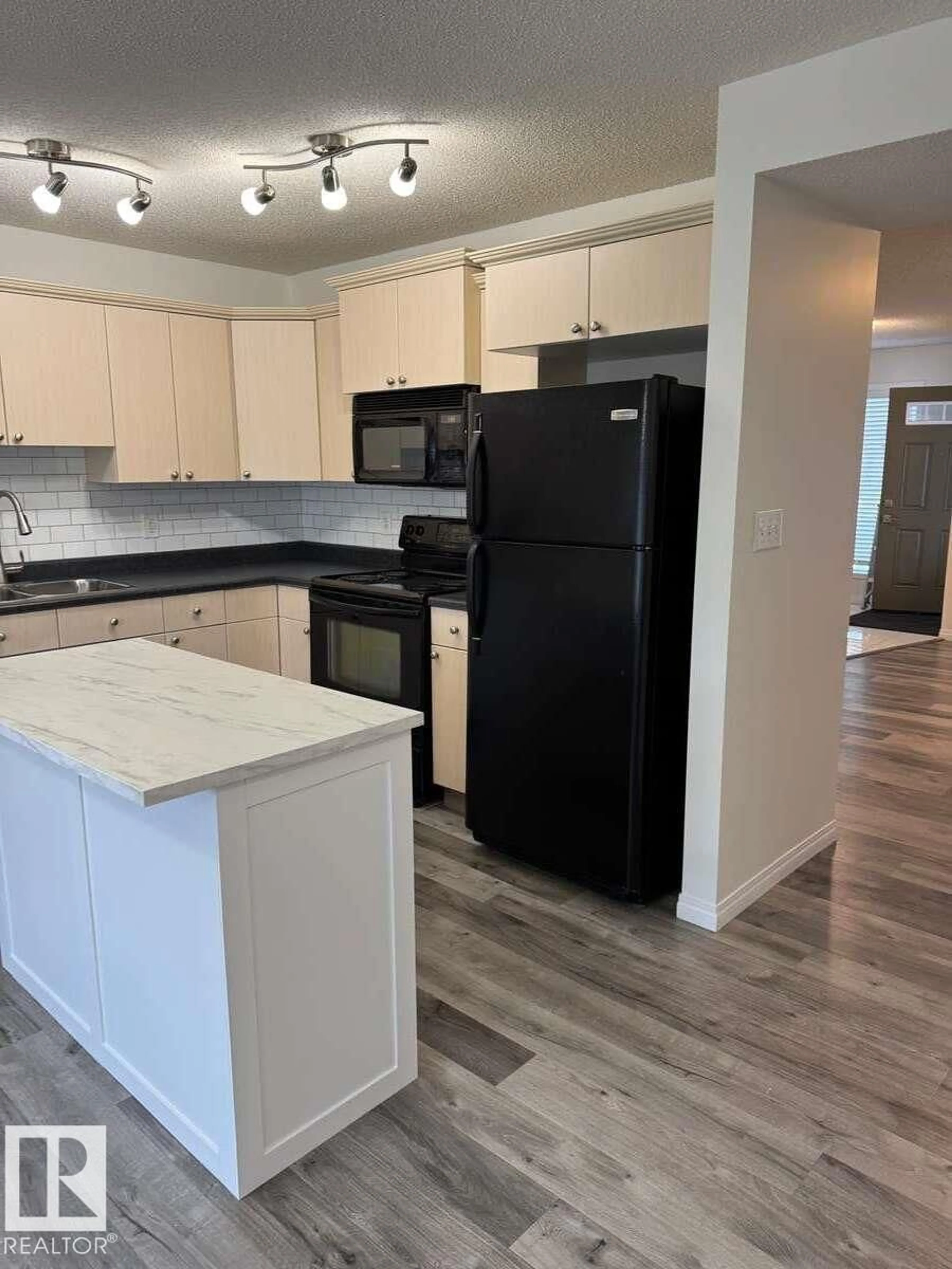 Unknown for 23 VERNON, Spruce Grove Alberta T7X0B6