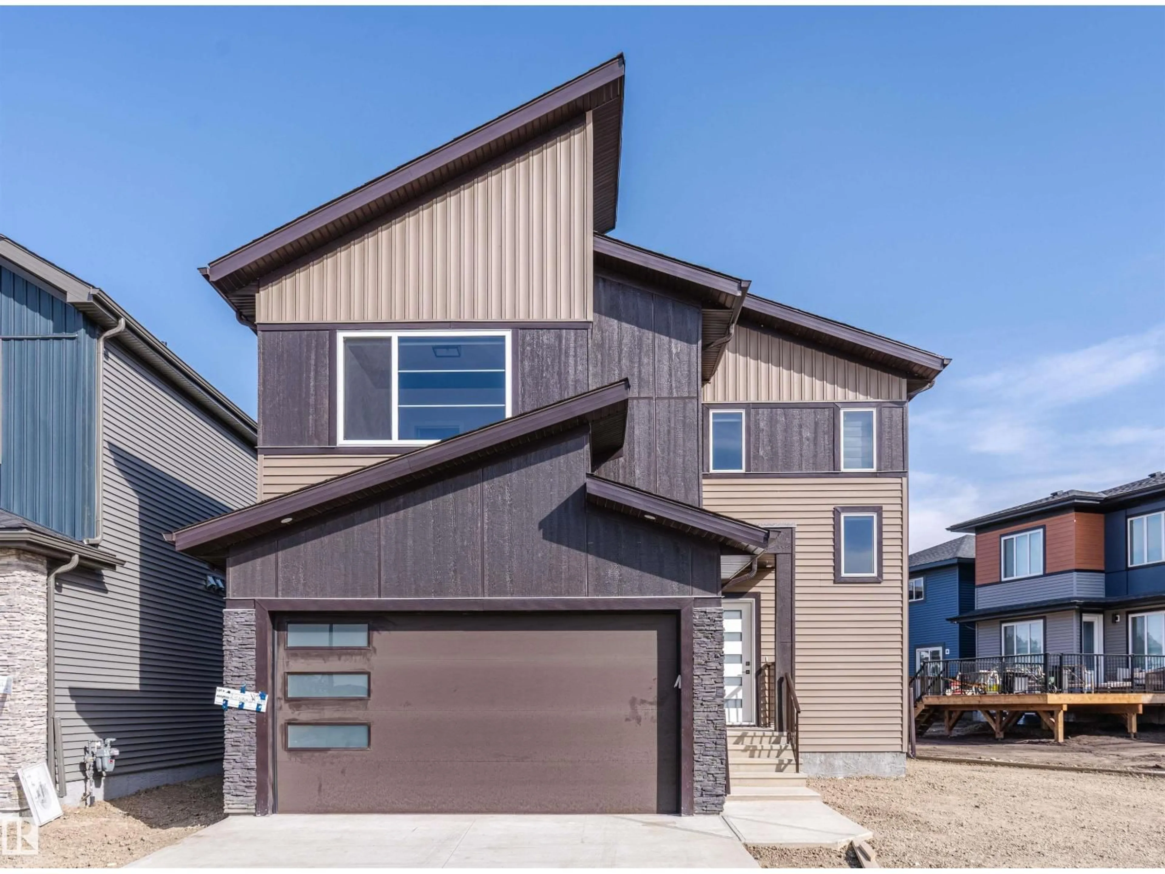 Home with vinyl exterior material, street for 24 NORWYCK WAY, Spruce Grove Alberta T7X3G5